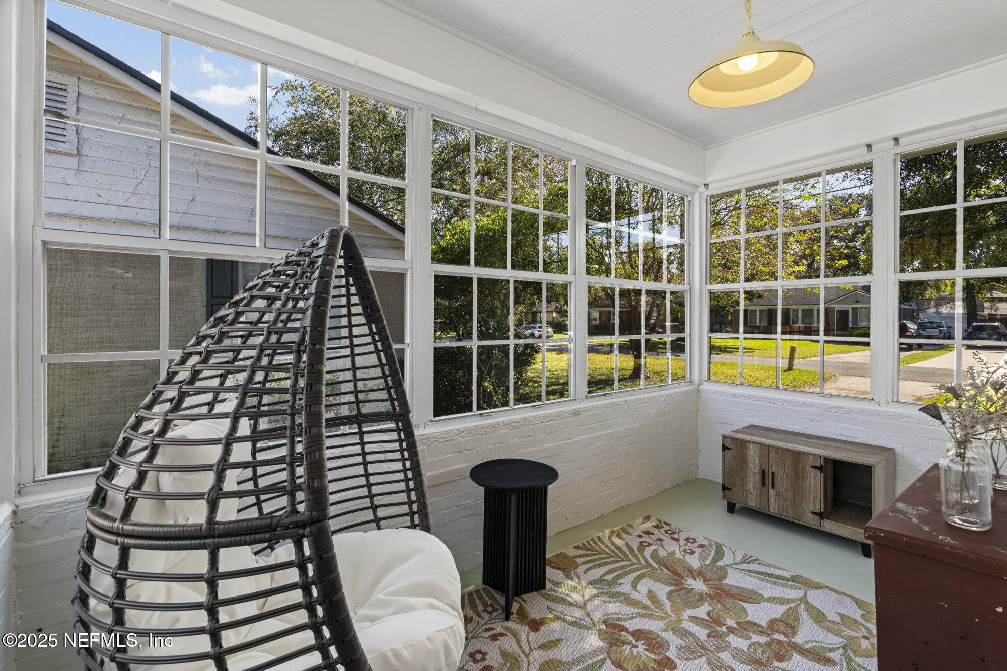 1235 MONTEREY Street