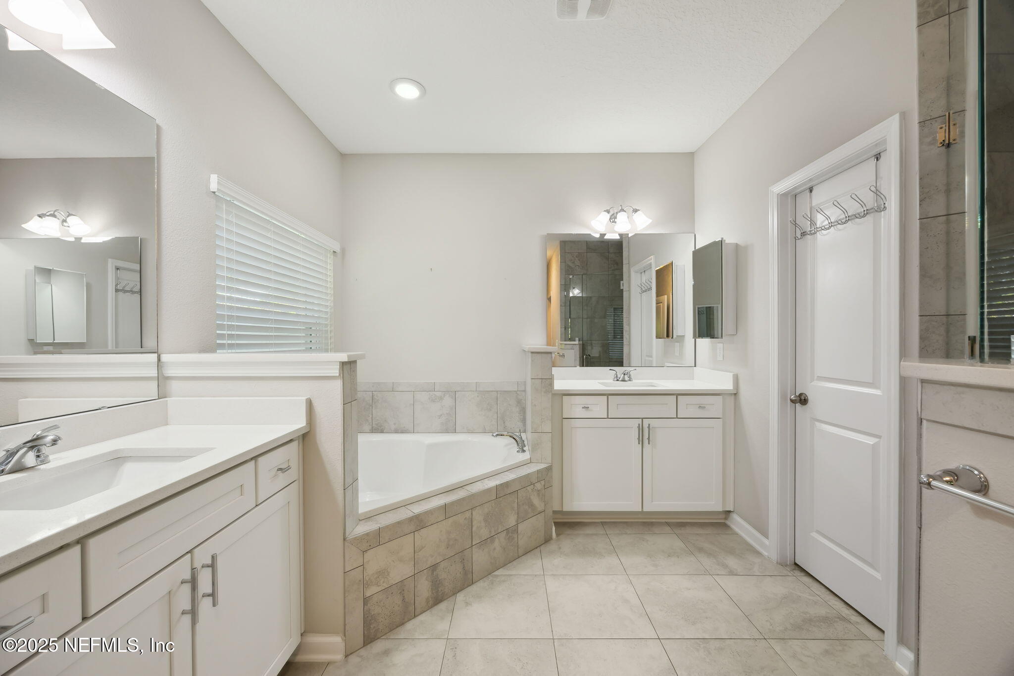 2719 CHAPMAN OAK Drive