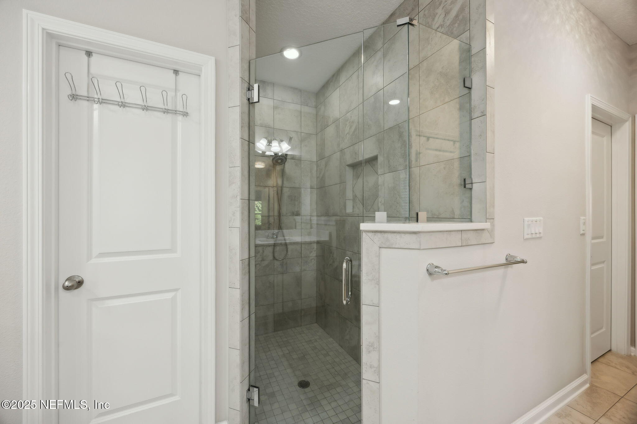 2719 CHAPMAN OAK Drive