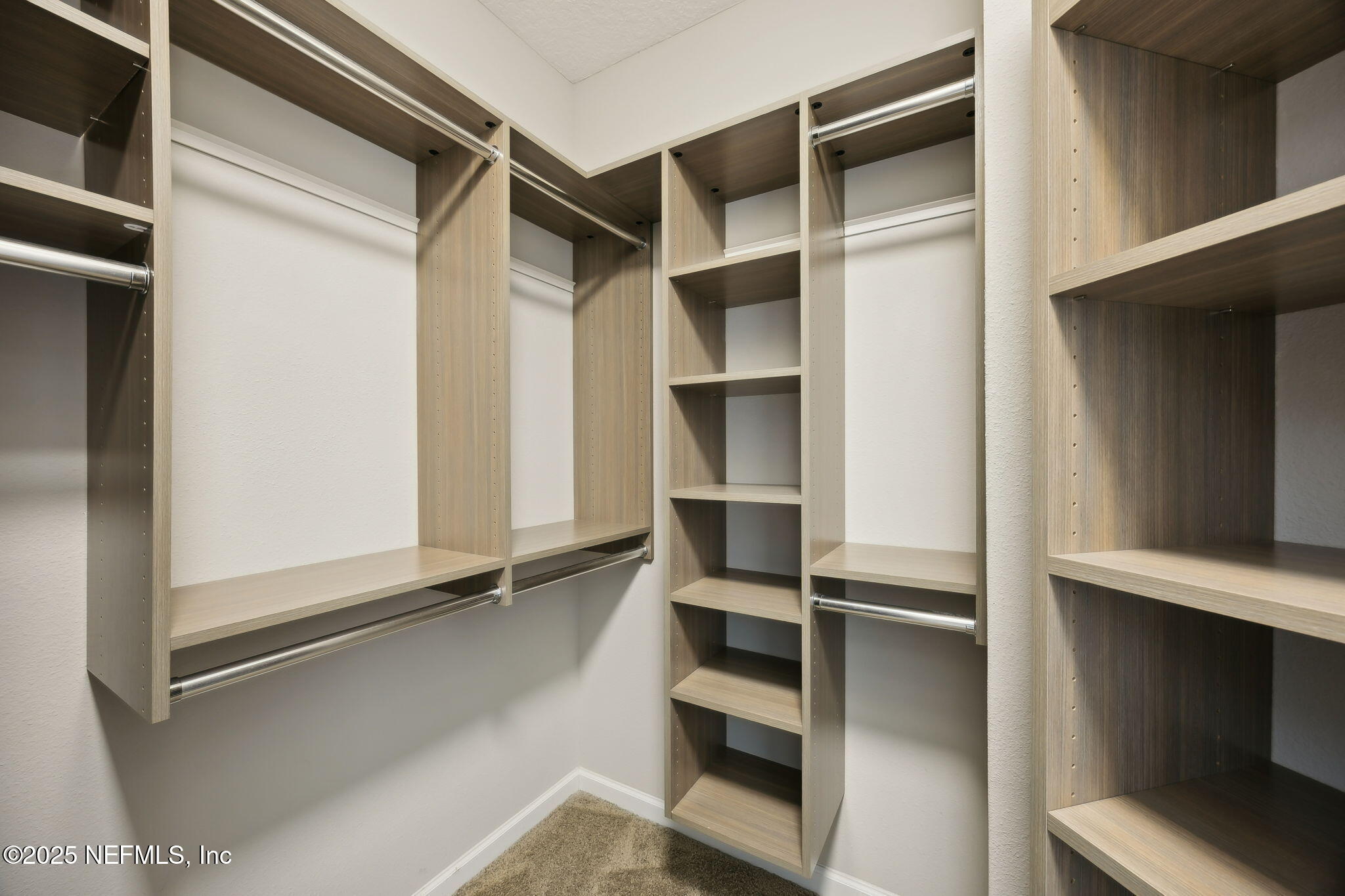 2719 CHAPMAN OAK Drive