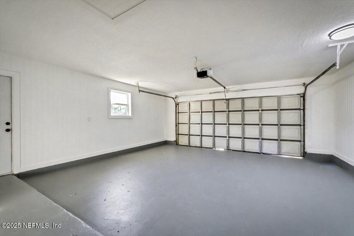 10437 DOCKSIDER Drive E