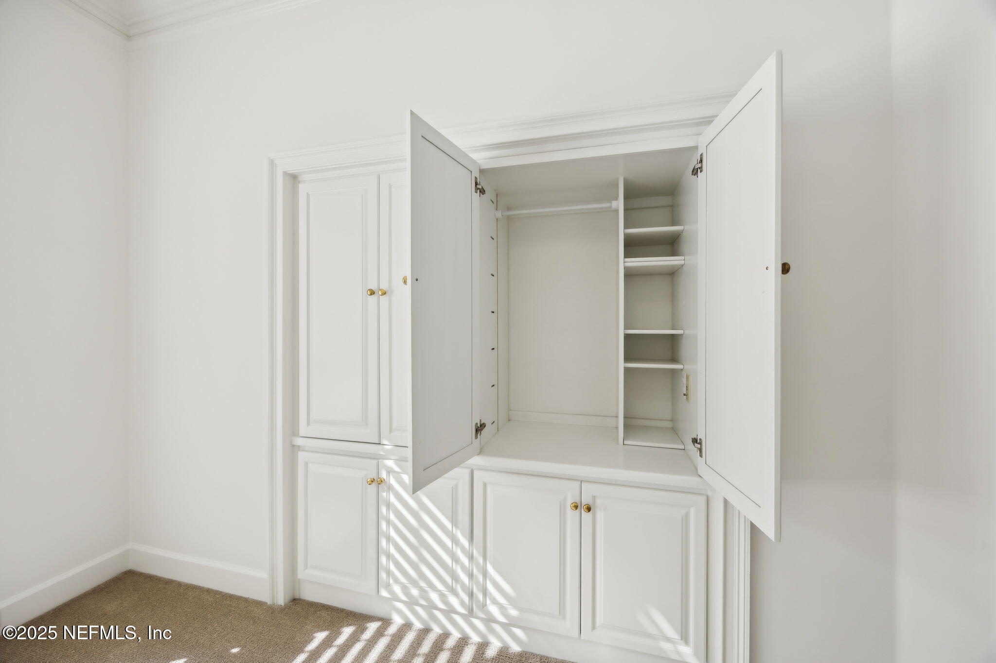 112 INDIAN HAMMOCK Lane