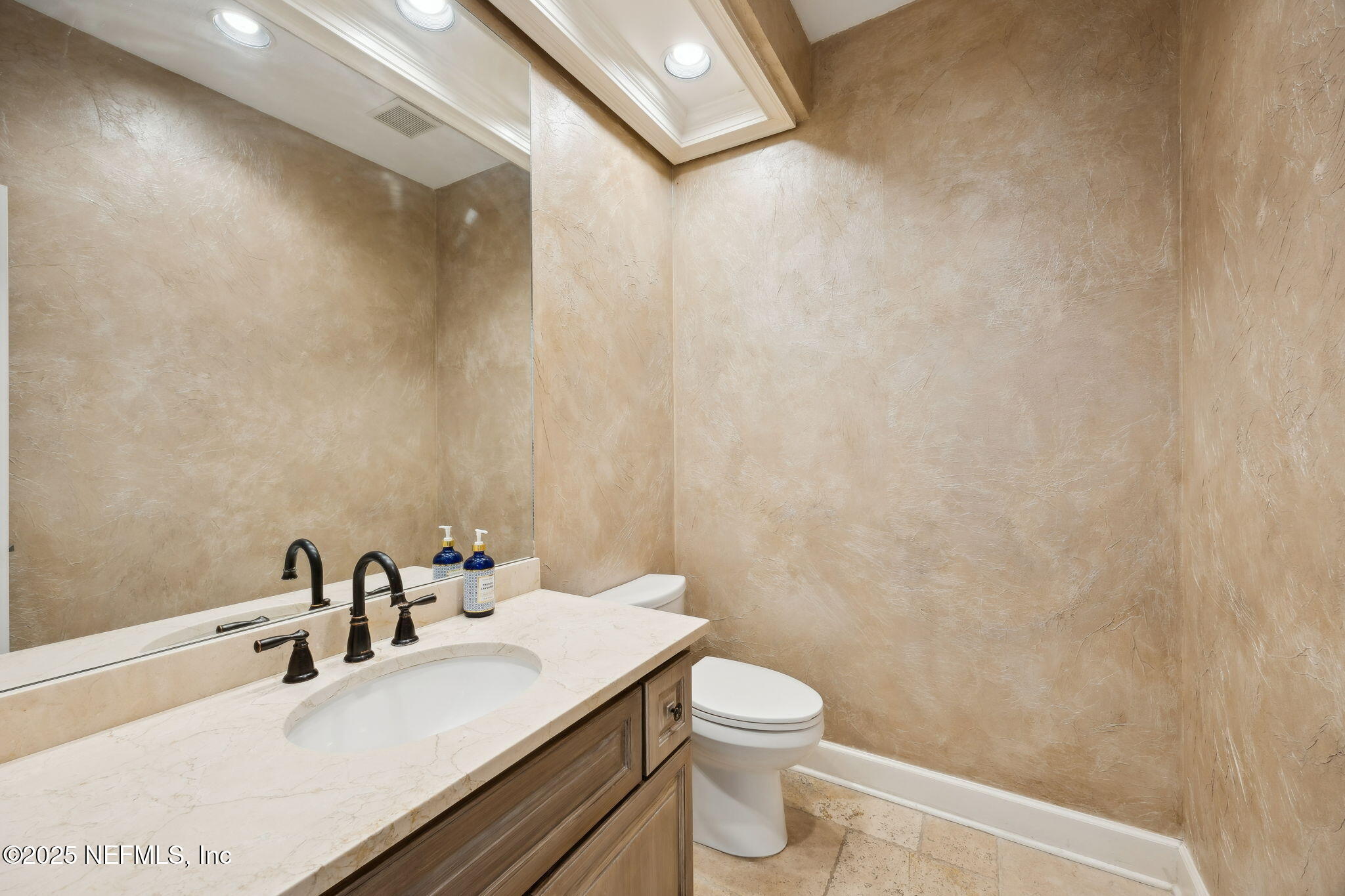 112 INDIAN HAMMOCK Lane