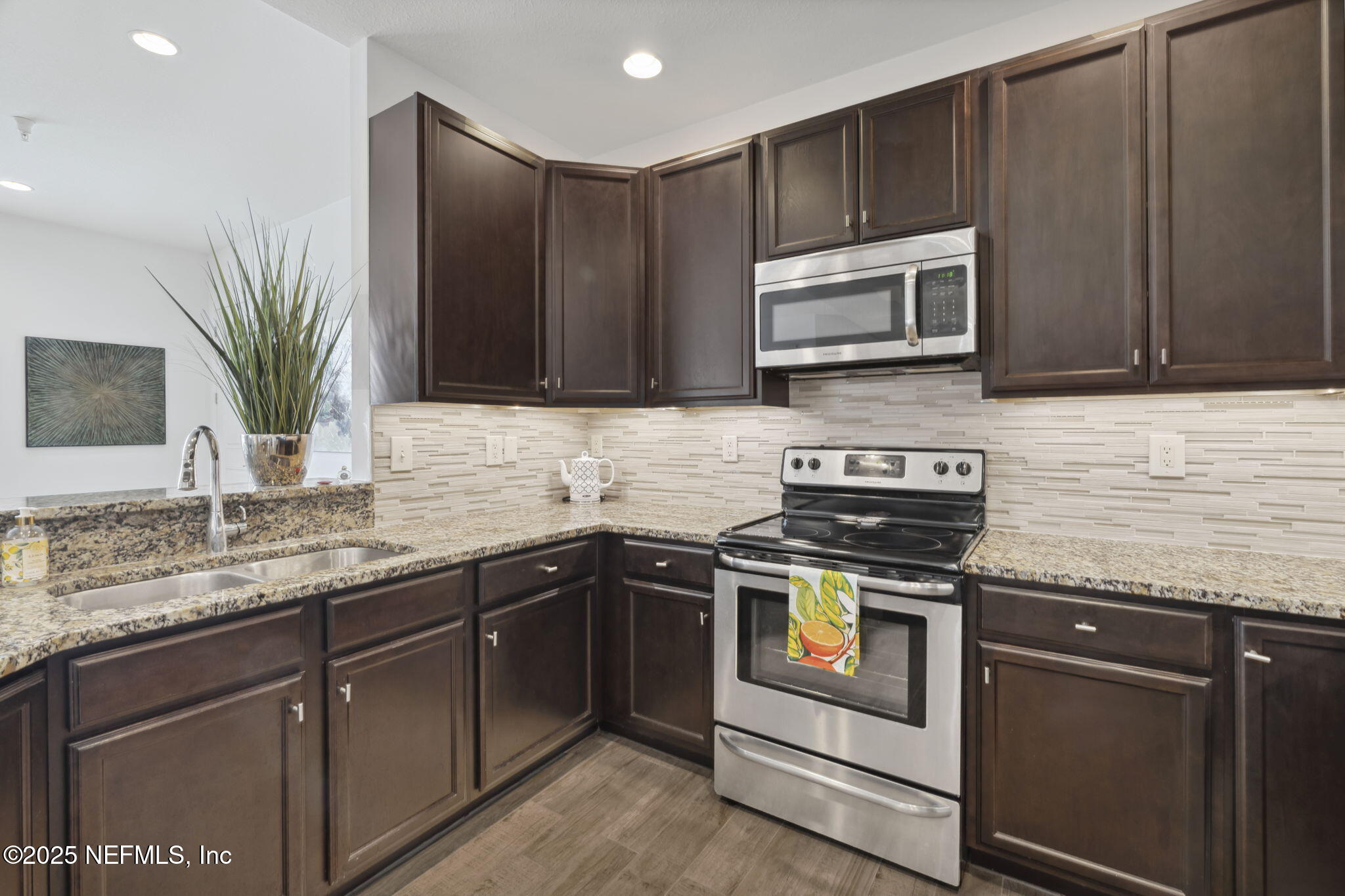 136 PONTE VEDRA COLONY Circle 136