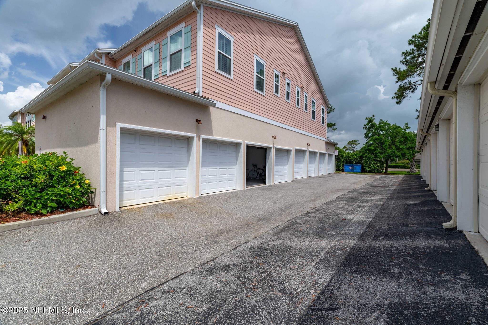 136 PONTE VEDRA COLONY Circle 136