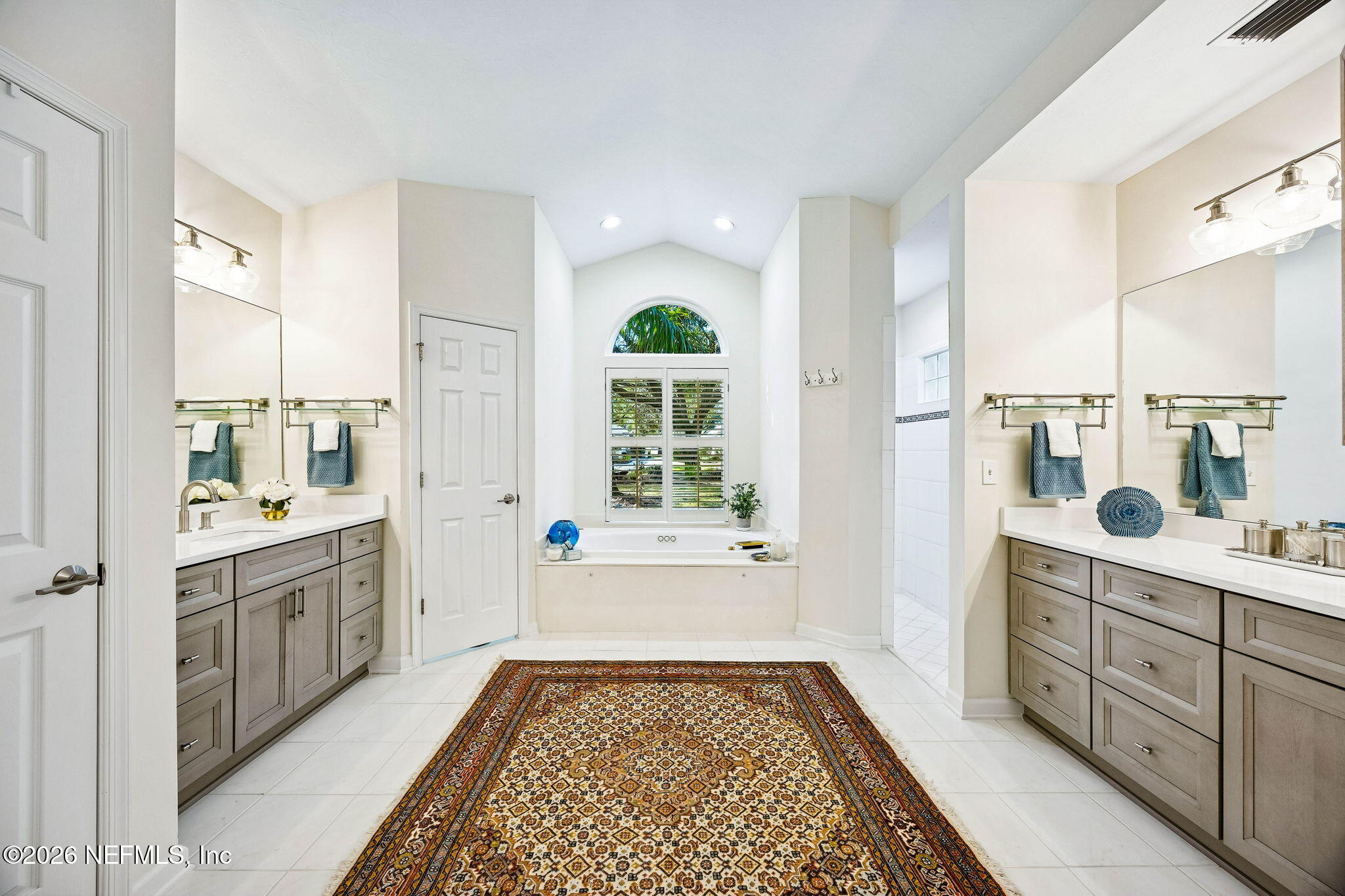 4563 SWILCAN BRIDGE Lane N