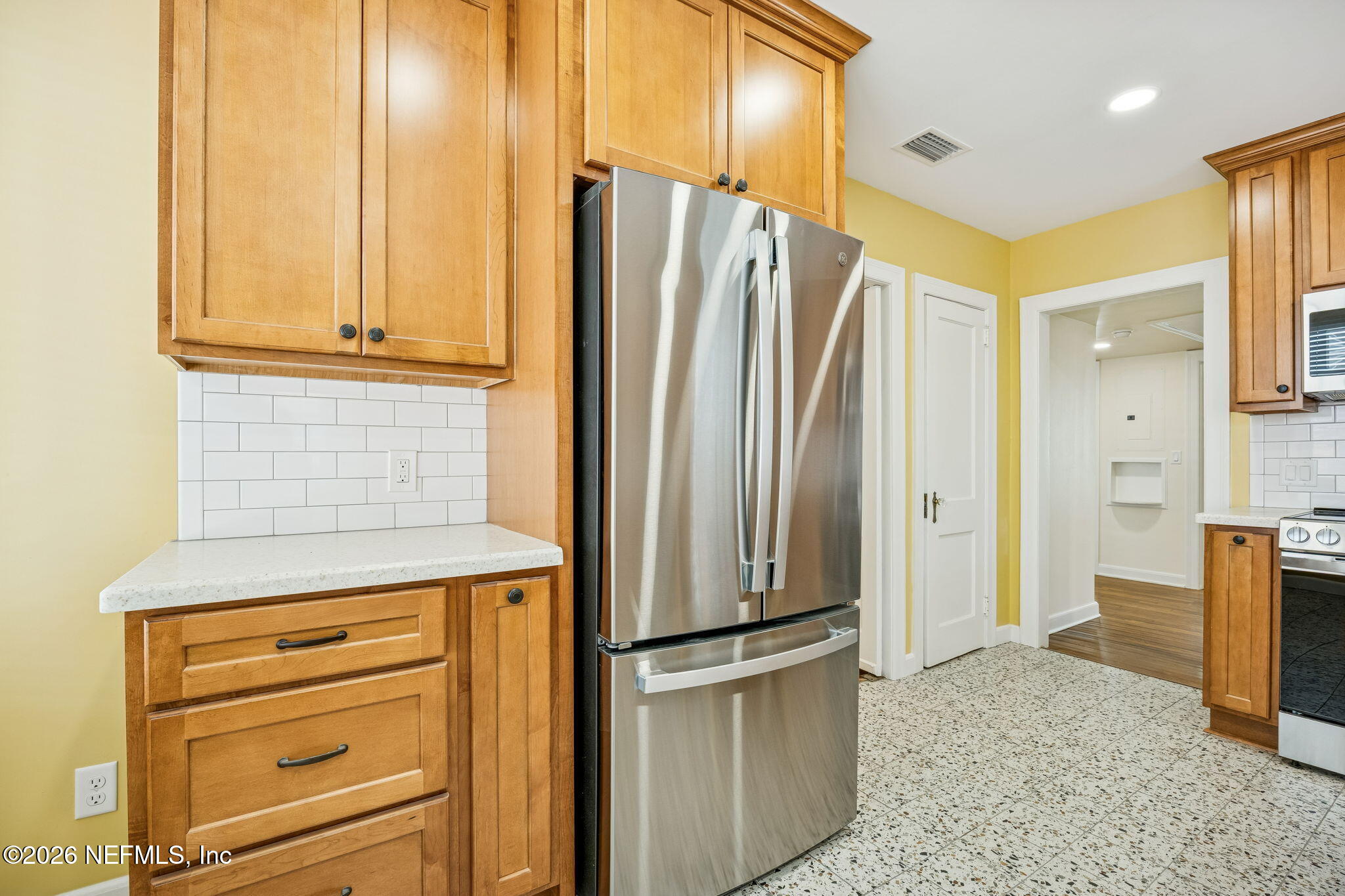 1406 SAN MATEO Avenue