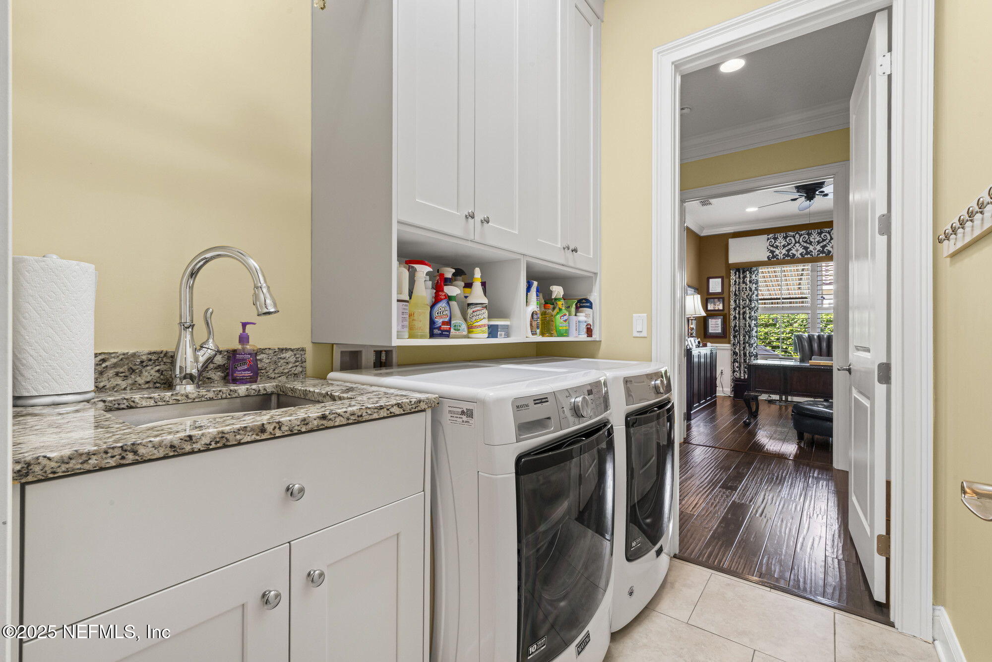 1363 HERITAGE MANOR Drive