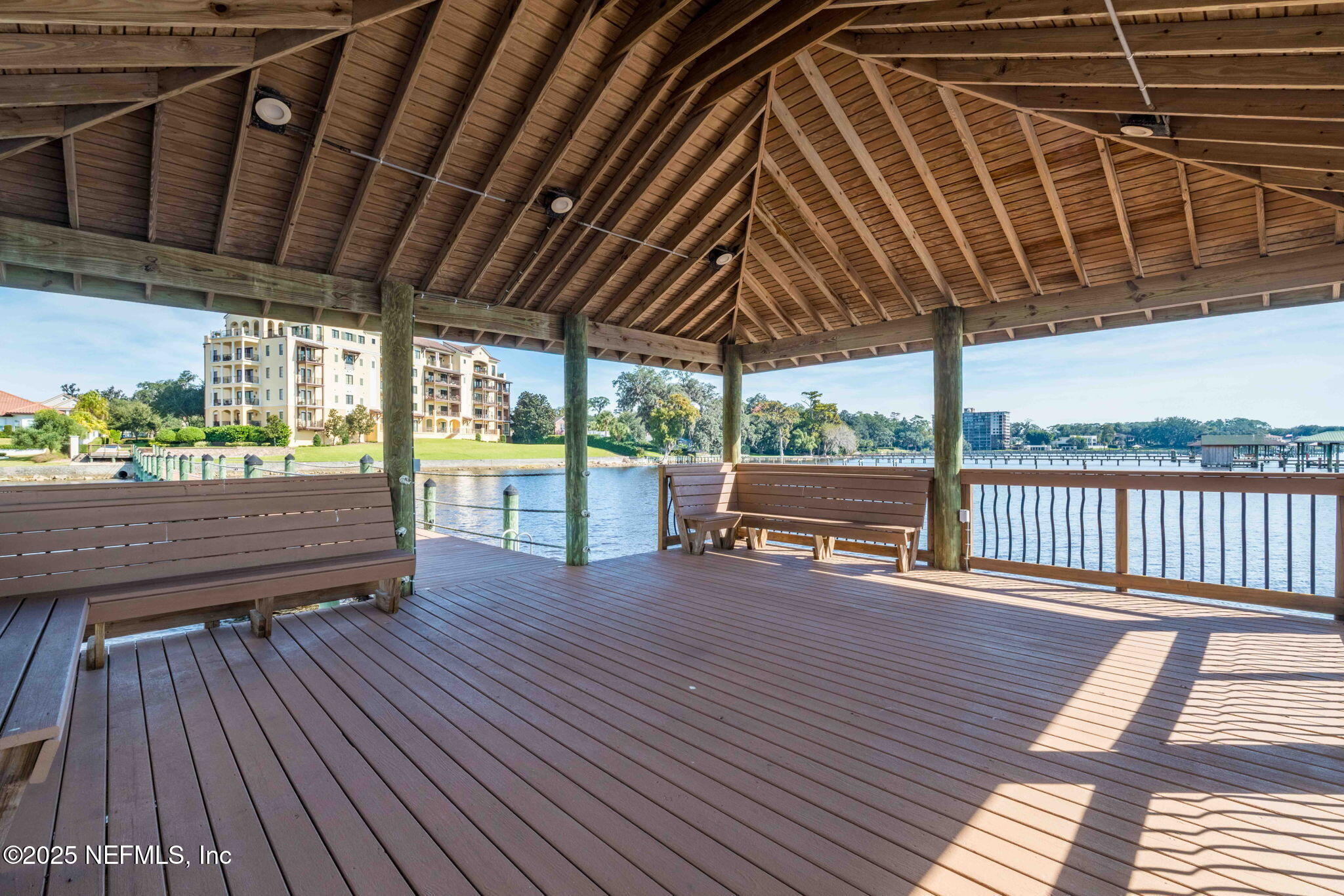 1363 HERITAGE MANOR Drive