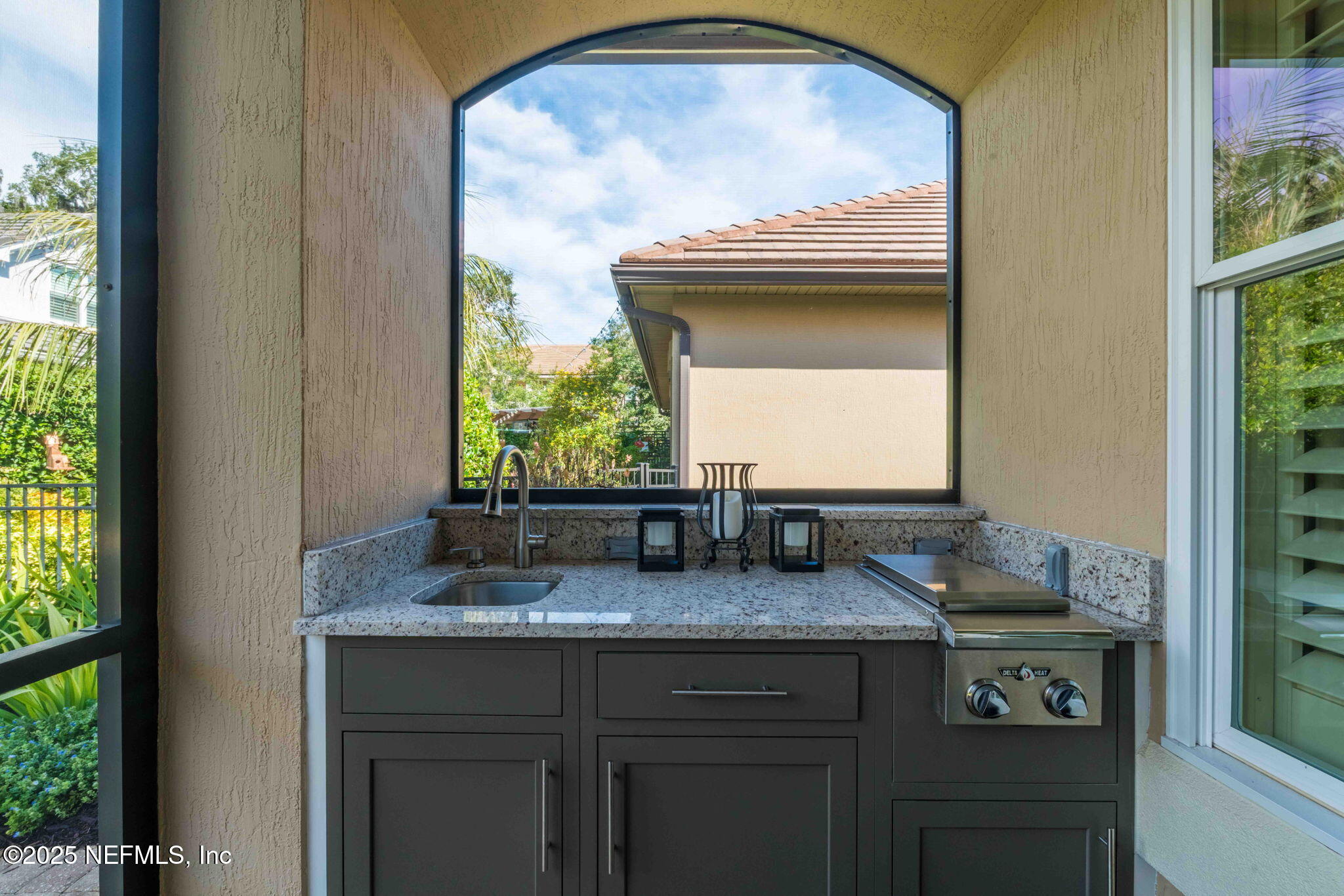 1363 HERITAGE MANOR Drive