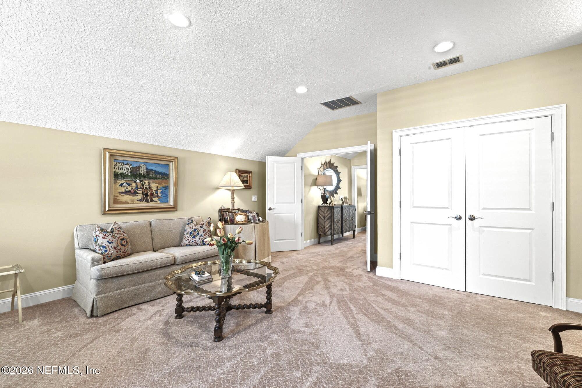 1363 HERITAGE MANOR Drive