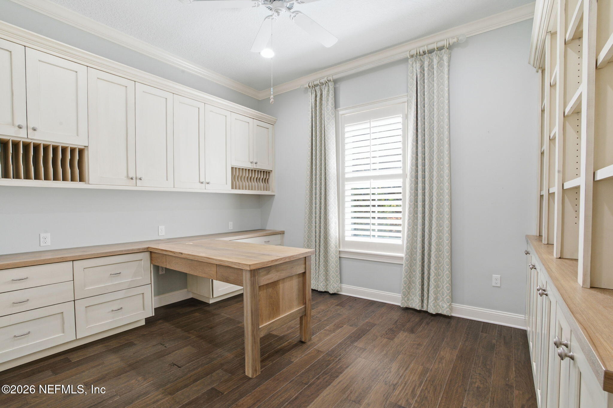 1363 HERITAGE MANOR Drive