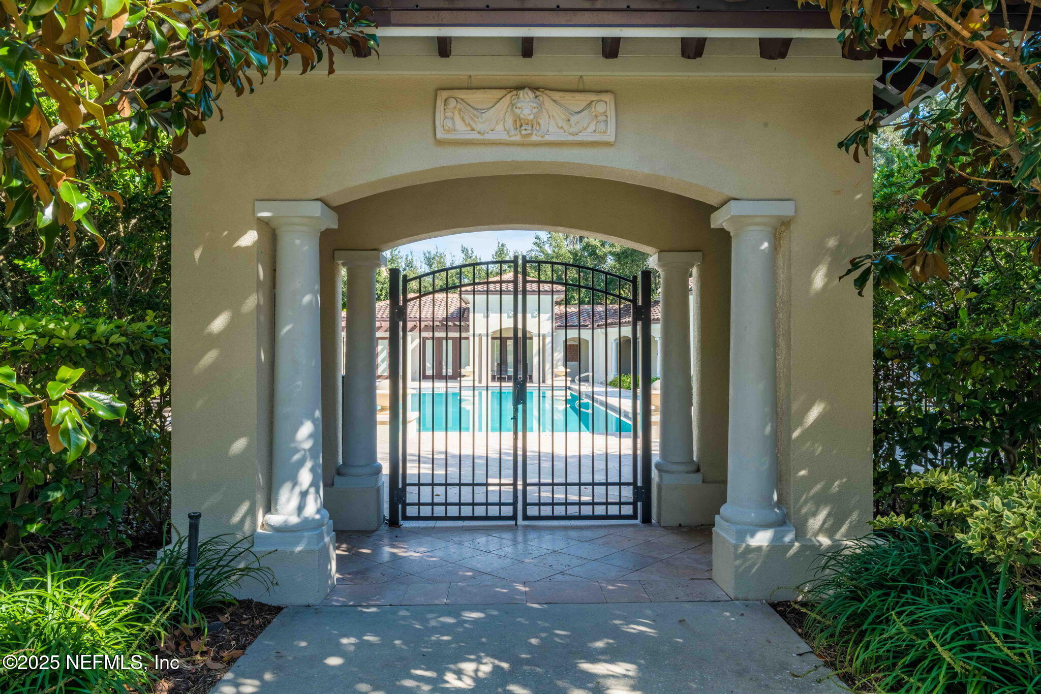 1363 HERITAGE MANOR Drive