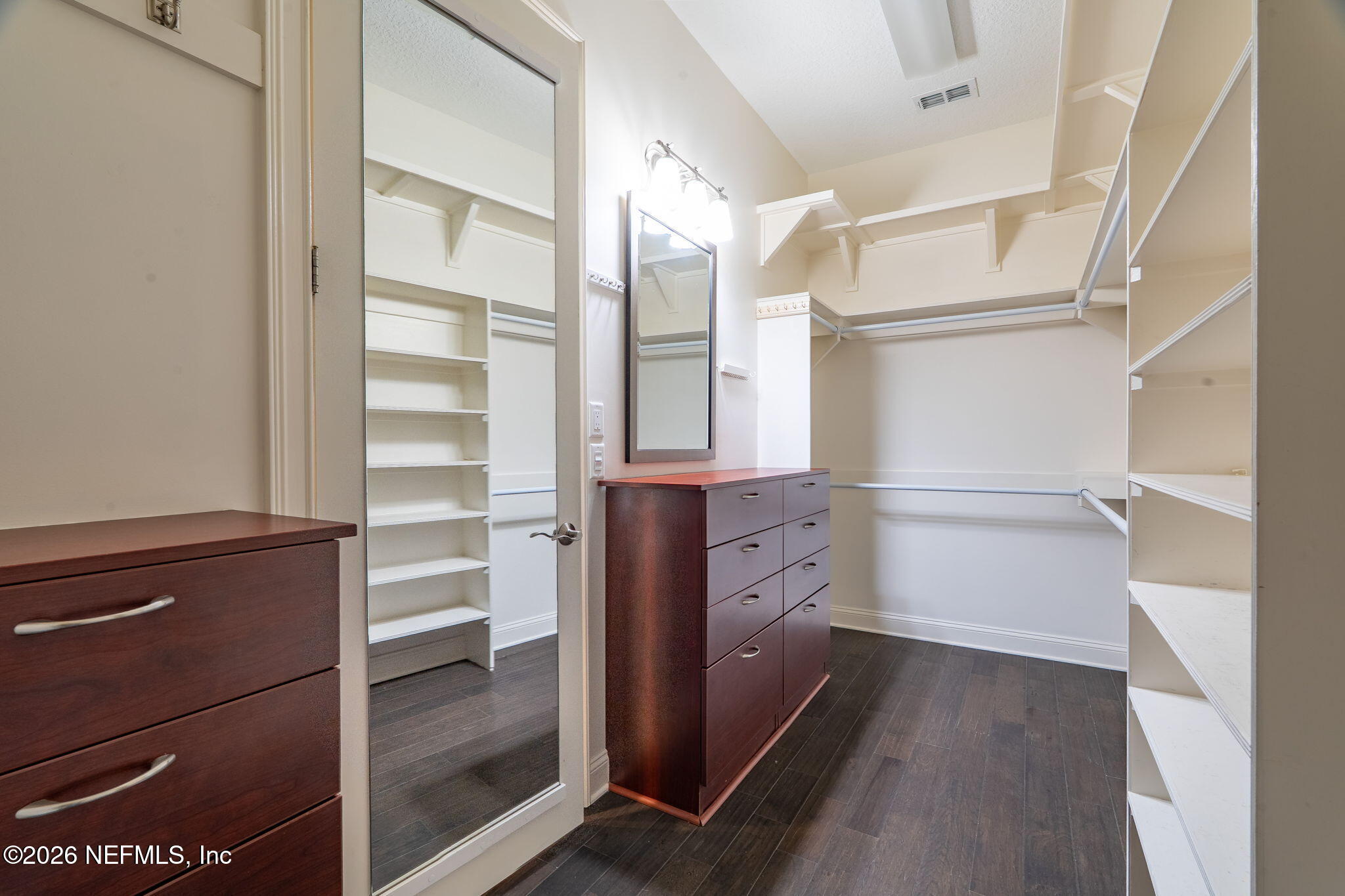 1363 HERITAGE MANOR Drive