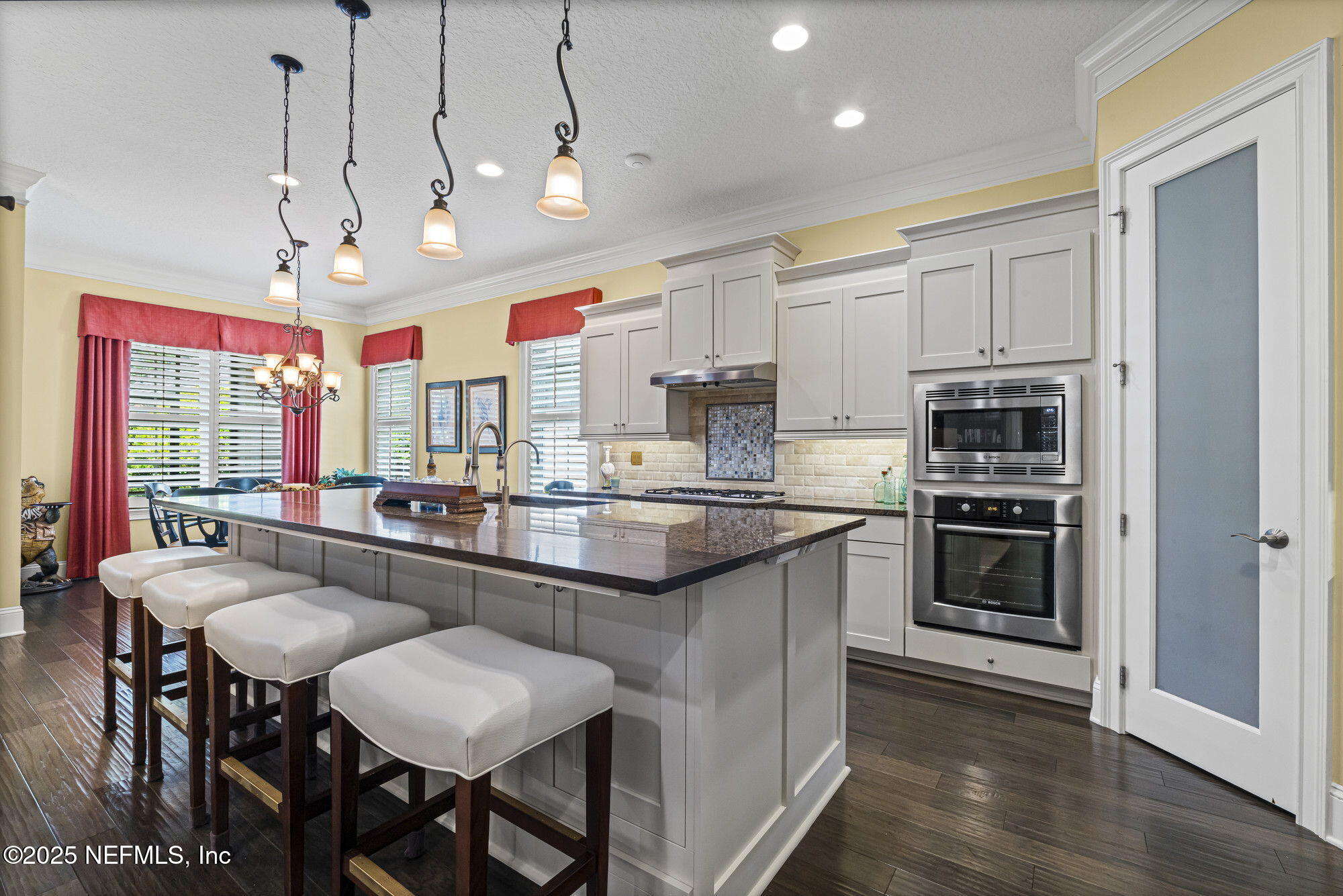 1363 HERITAGE MANOR Drive