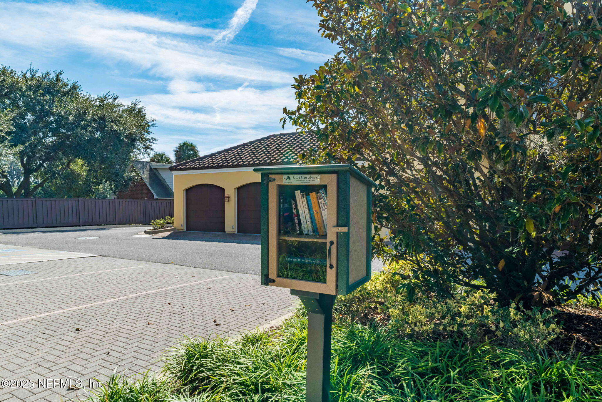 1363 HERITAGE MANOR Drive