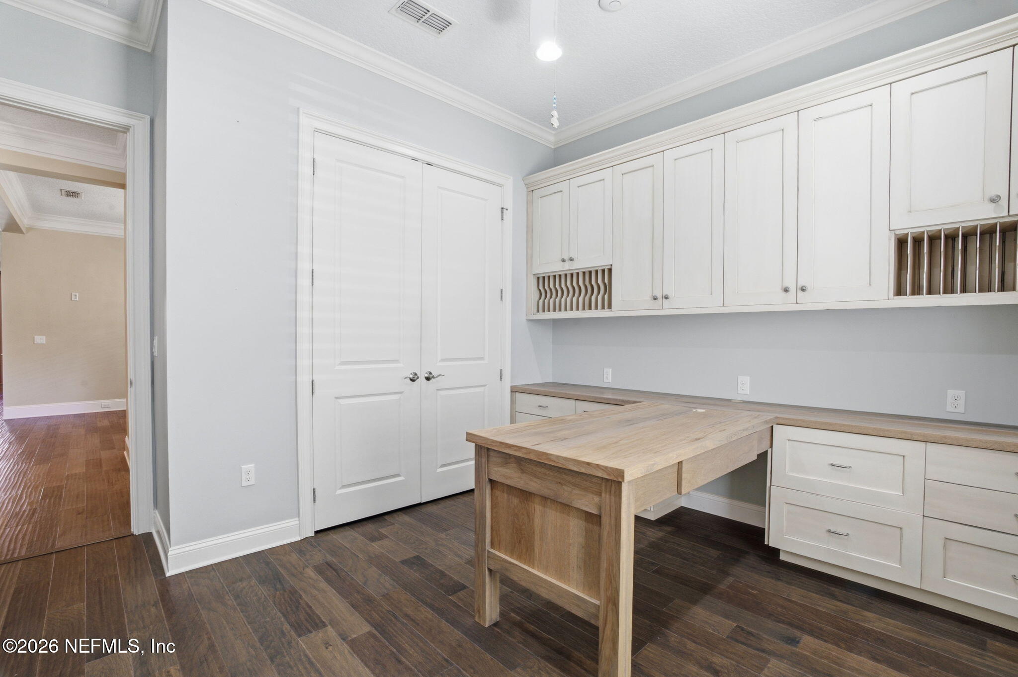 1363 HERITAGE MANOR Drive