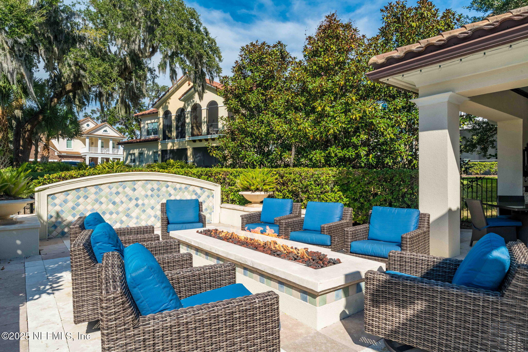 1363 HERITAGE MANOR Drive