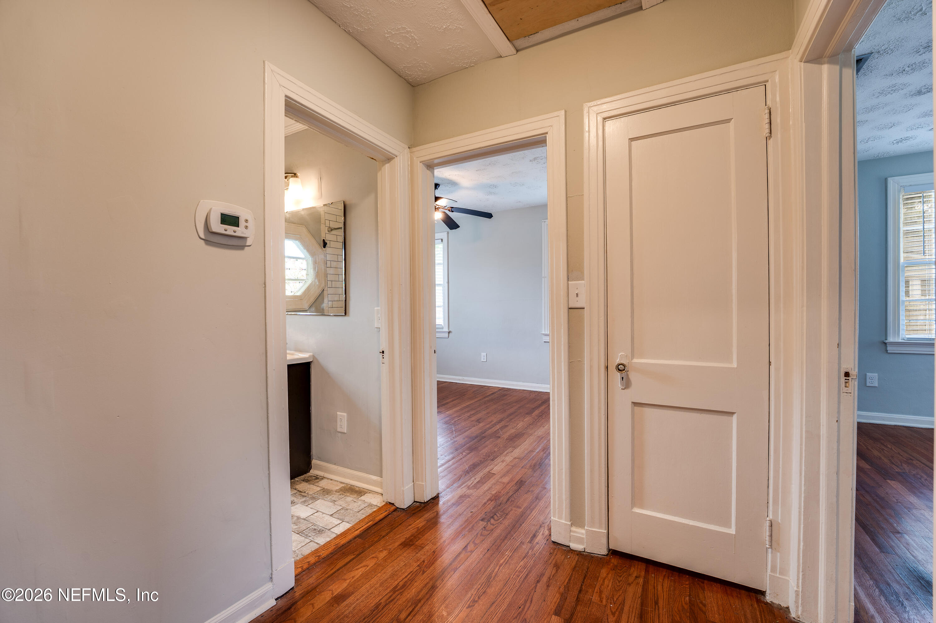 3806 ORLANDO Circle W