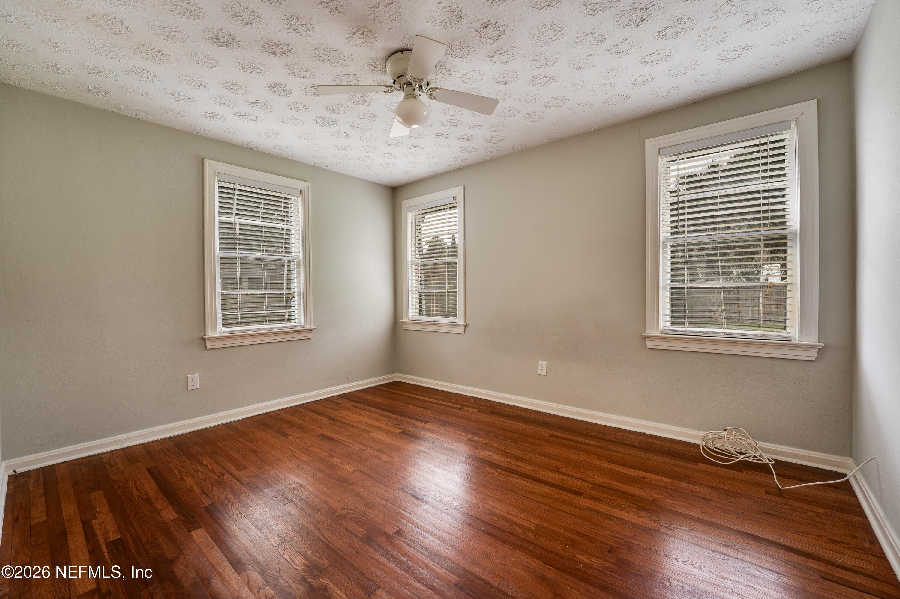 3806 ORLANDO Circle W