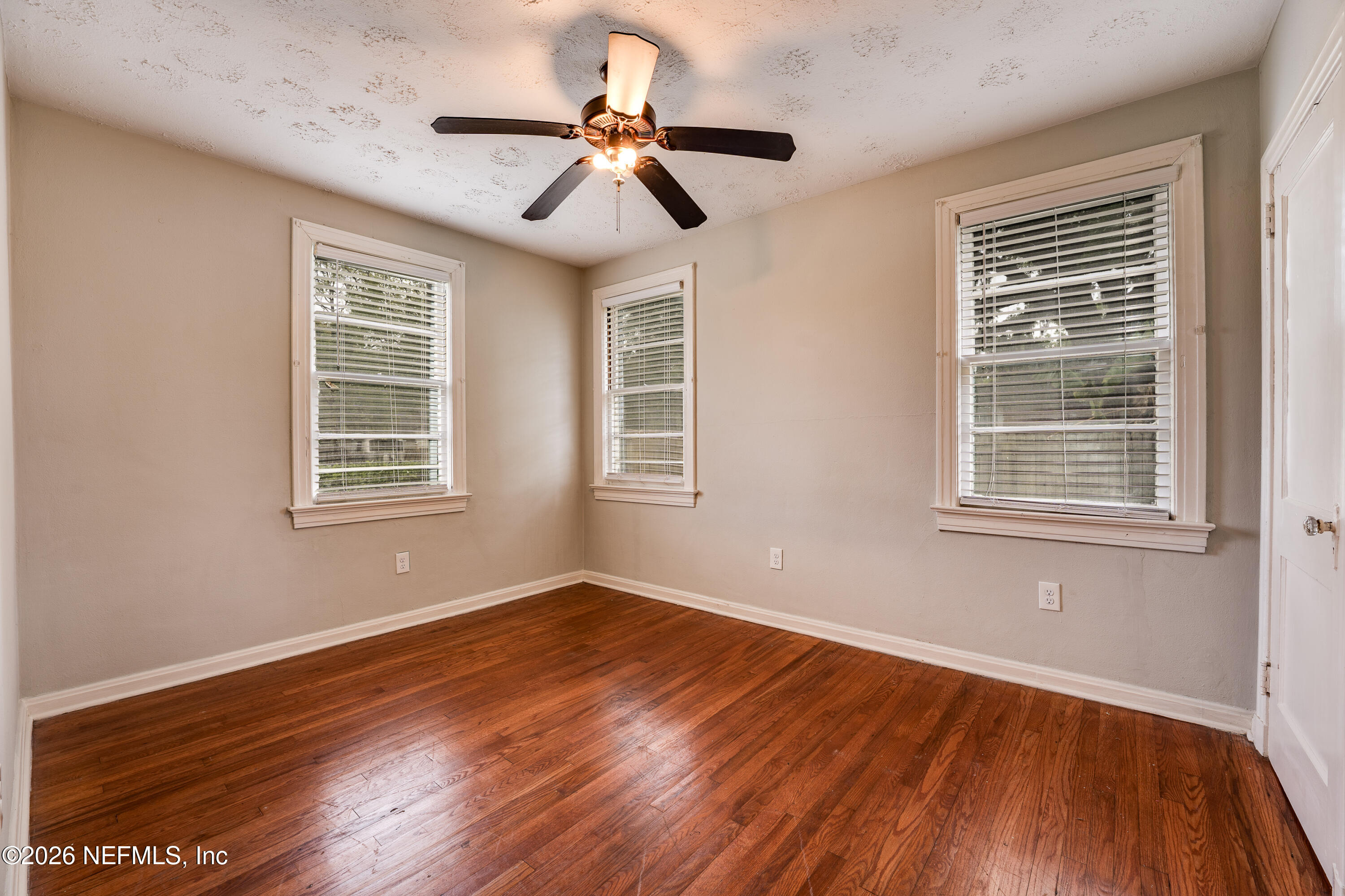 3806 ORLANDO Circle W