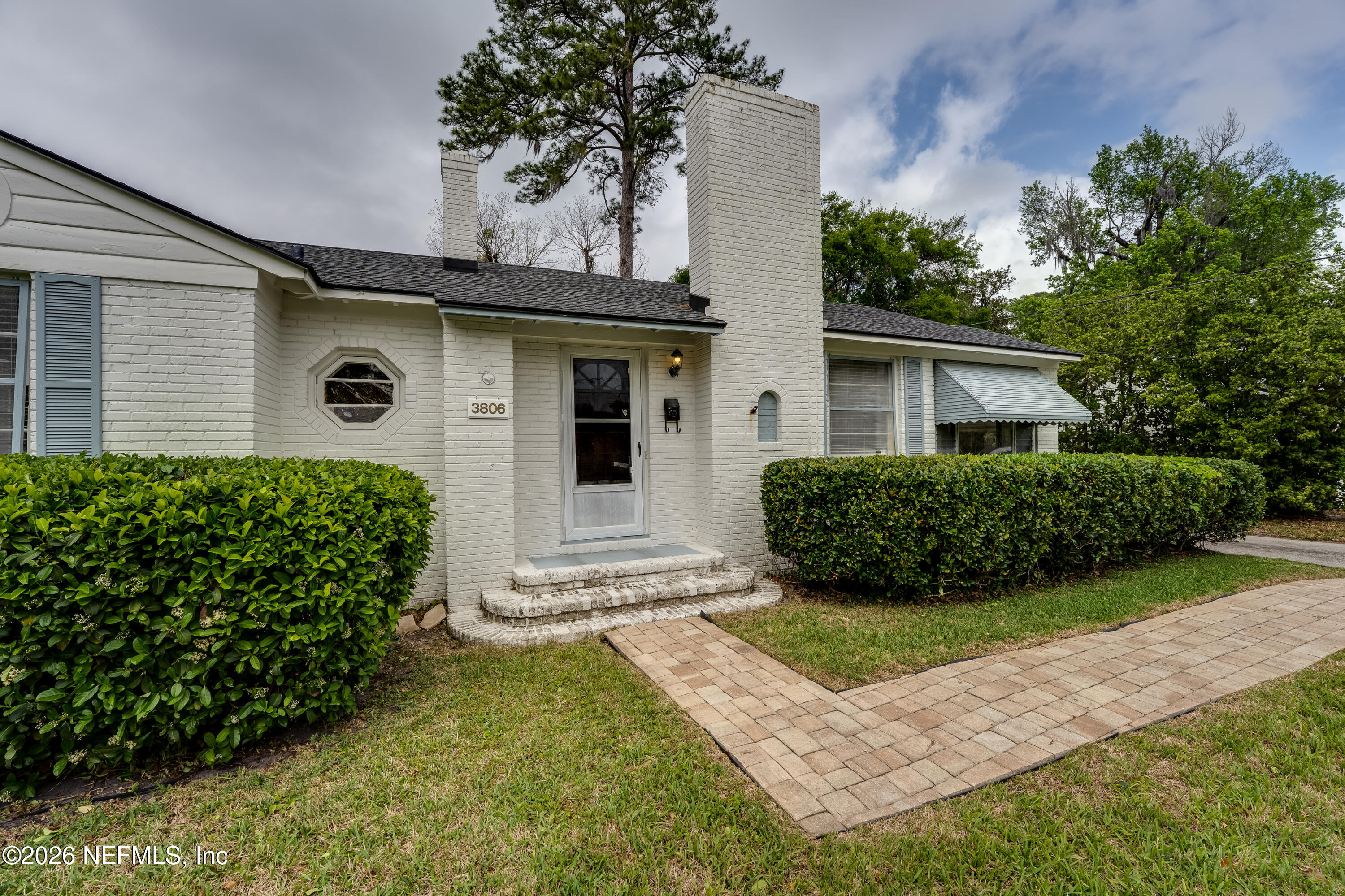 3806 ORLANDO Circle W