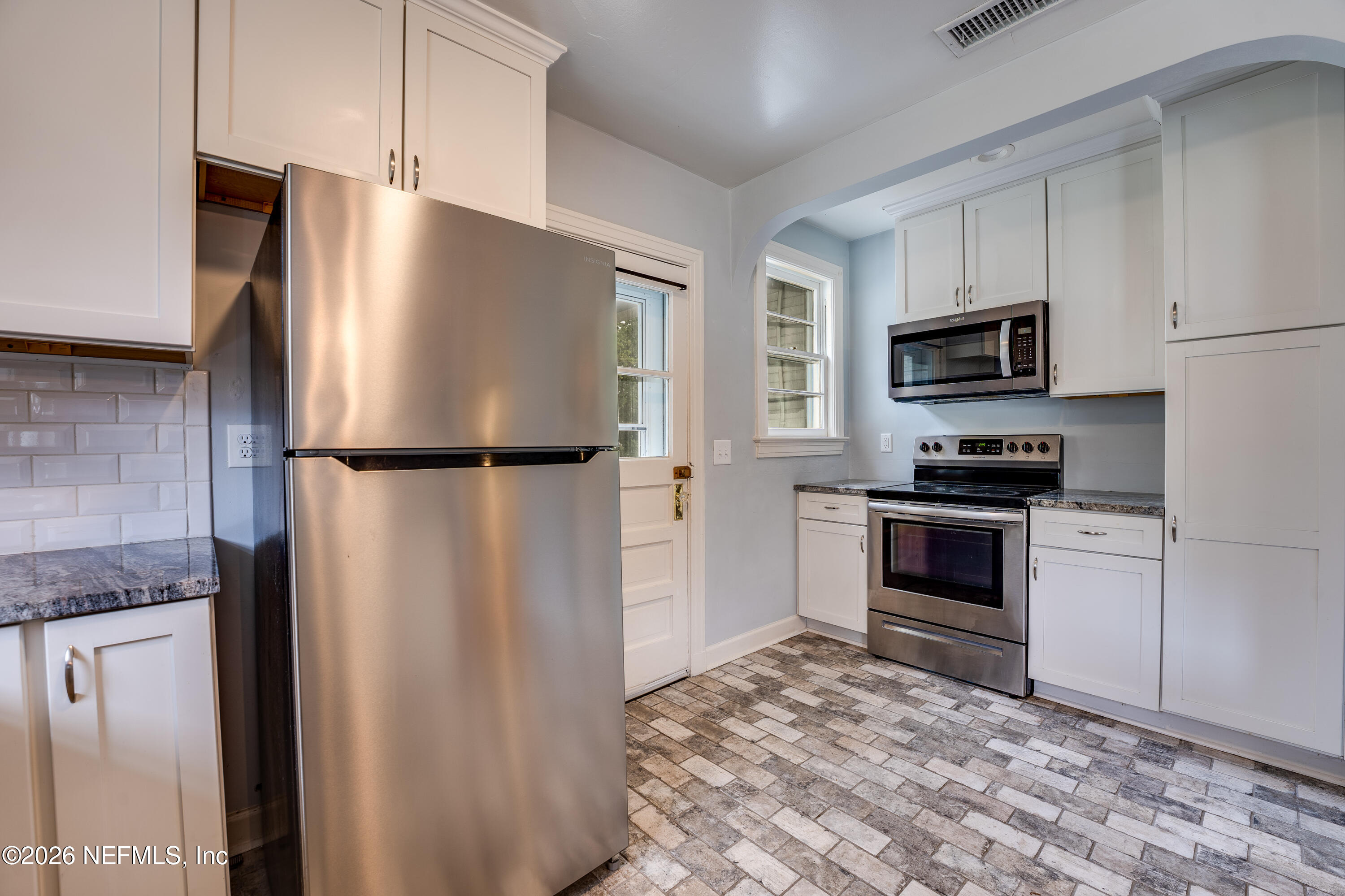 3806 ORLANDO Circle W