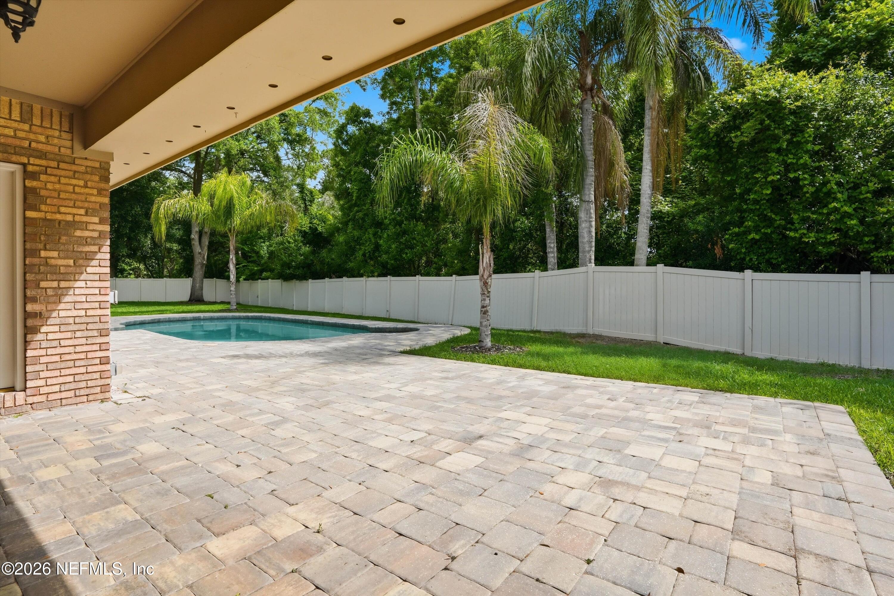 1817 SPICEBERRY Circle E