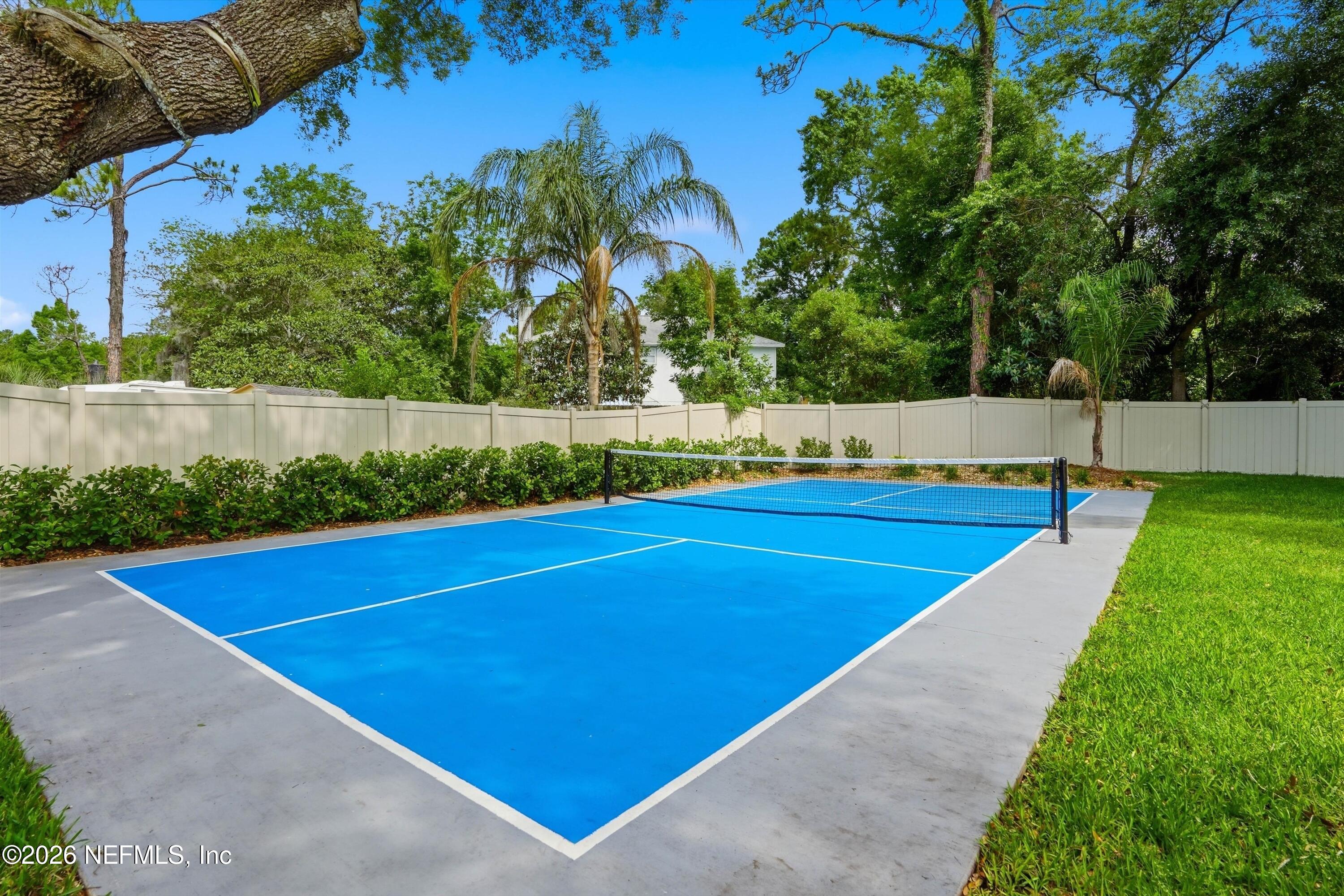1817 SPICEBERRY Circle E