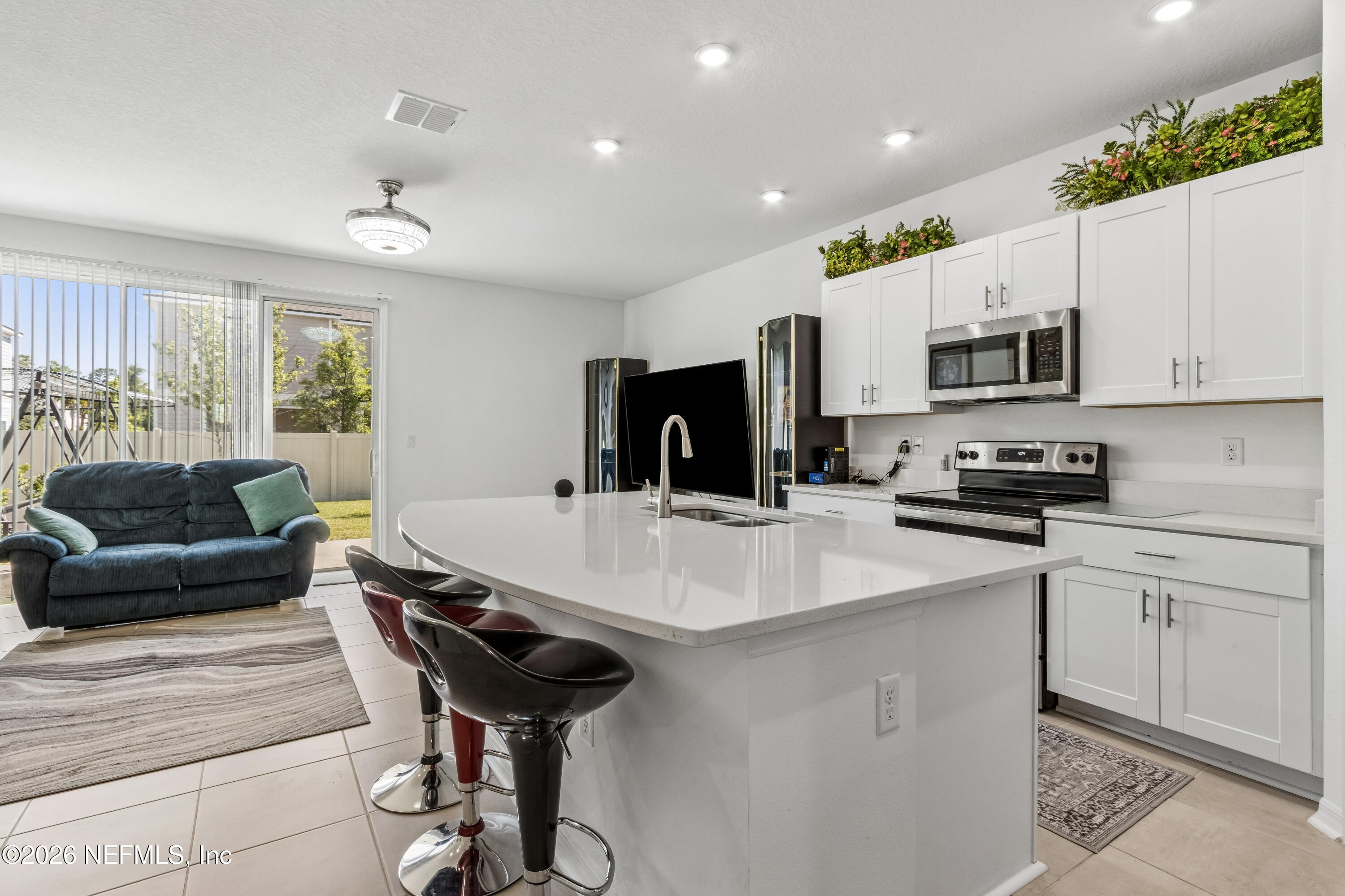 348 ANTHONY Drive
