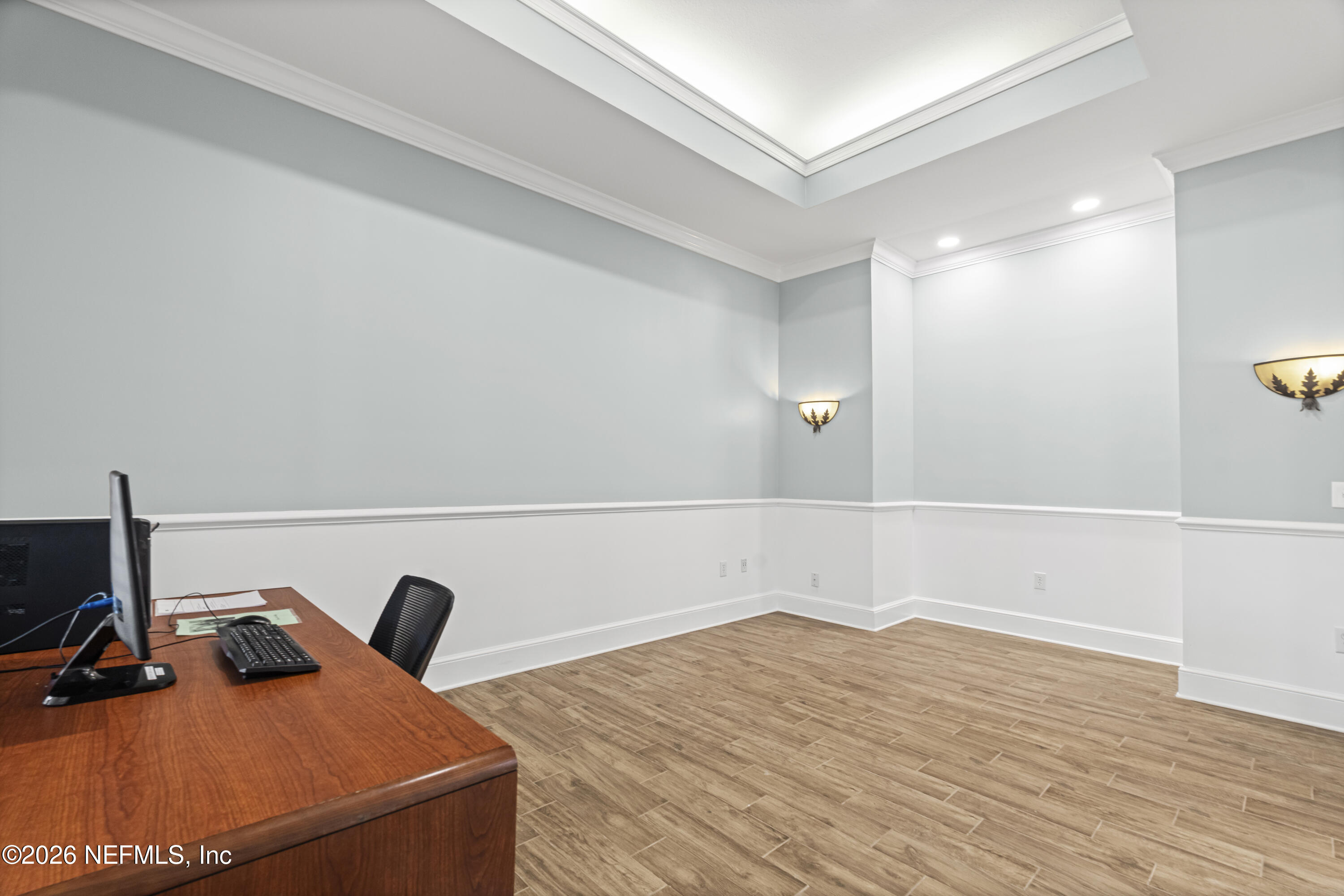 10075 GATE Parkway N 908