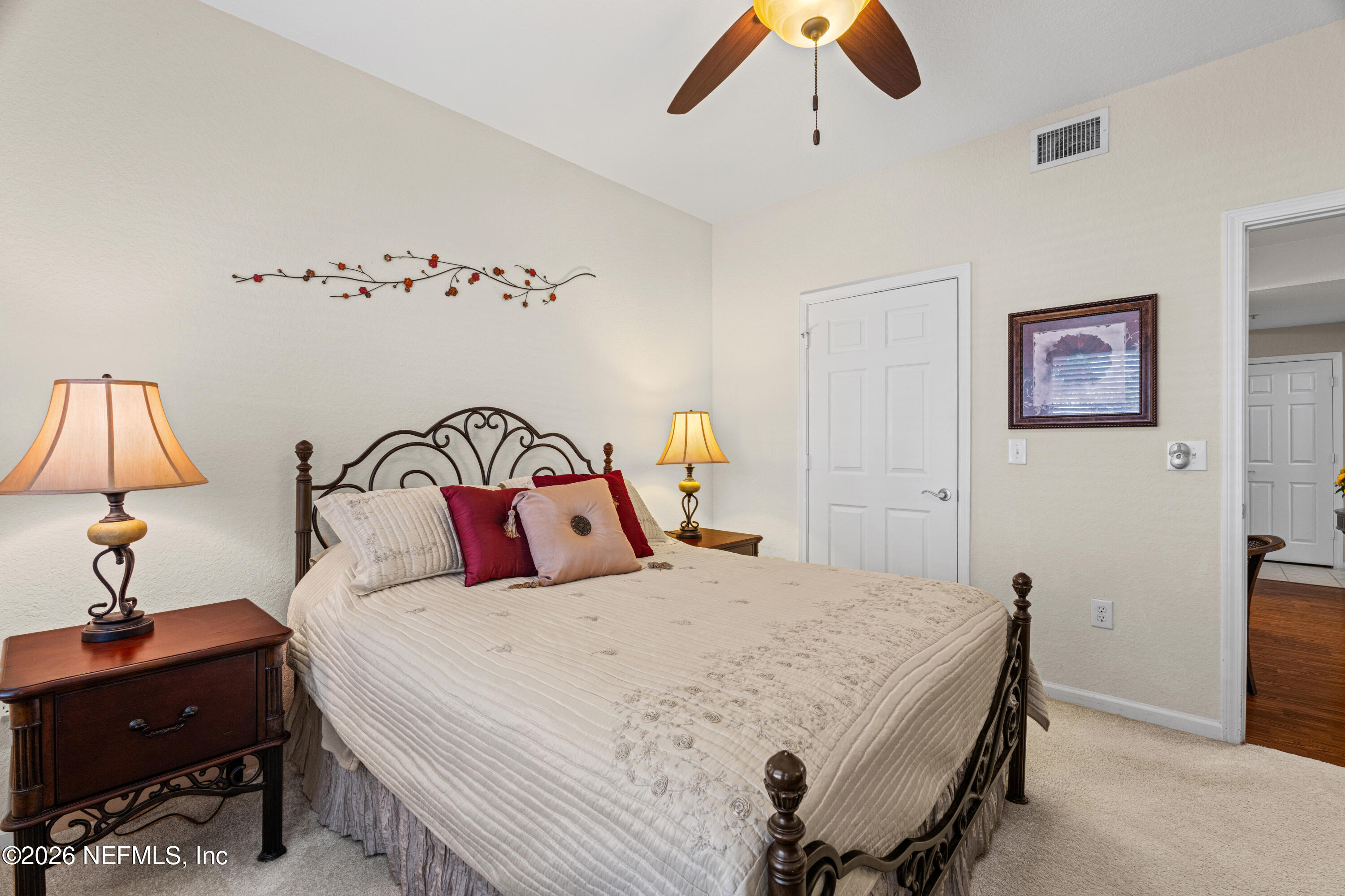 10075 GATE Parkway N 908