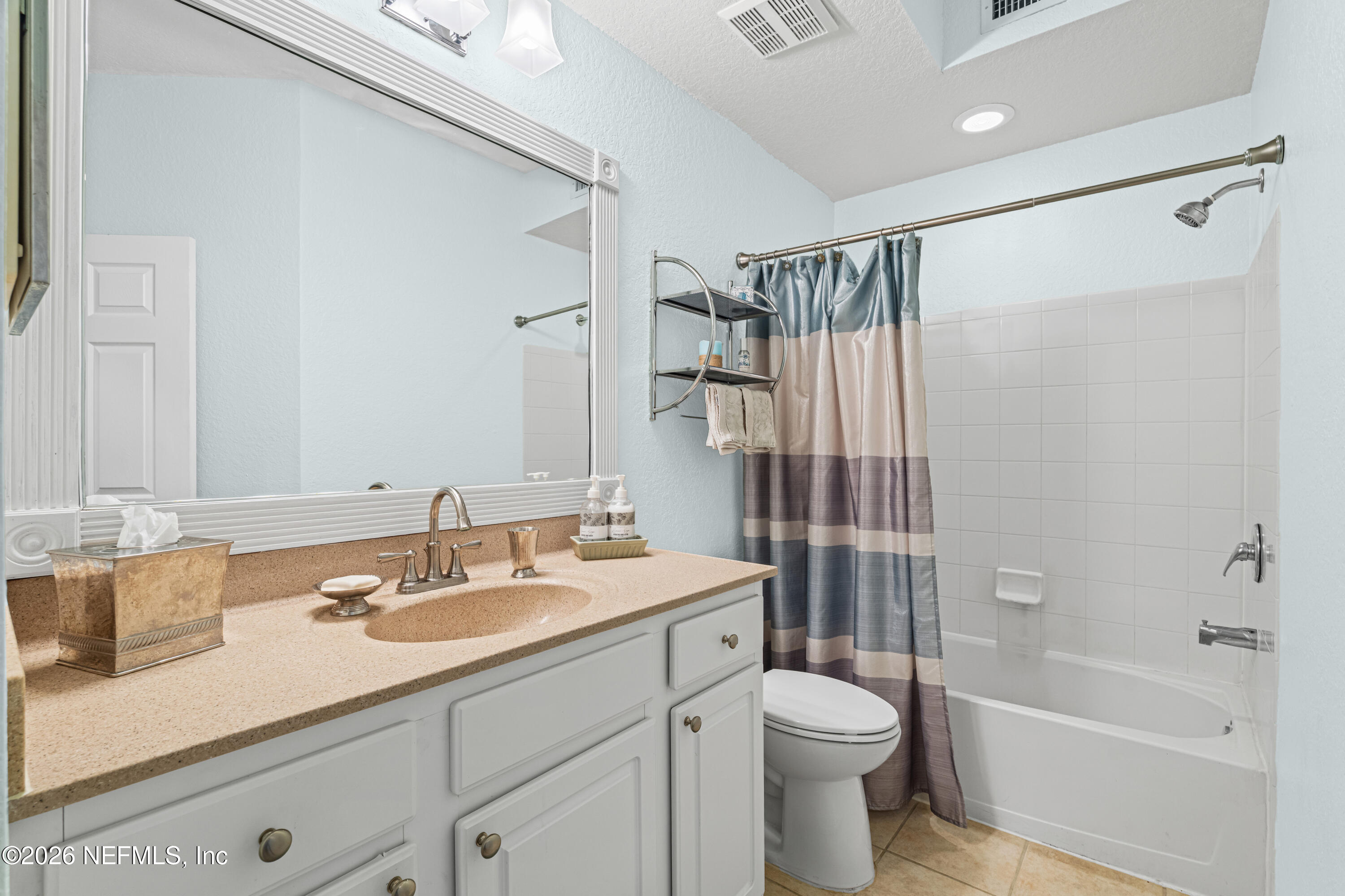 10075 GATE Parkway N 908