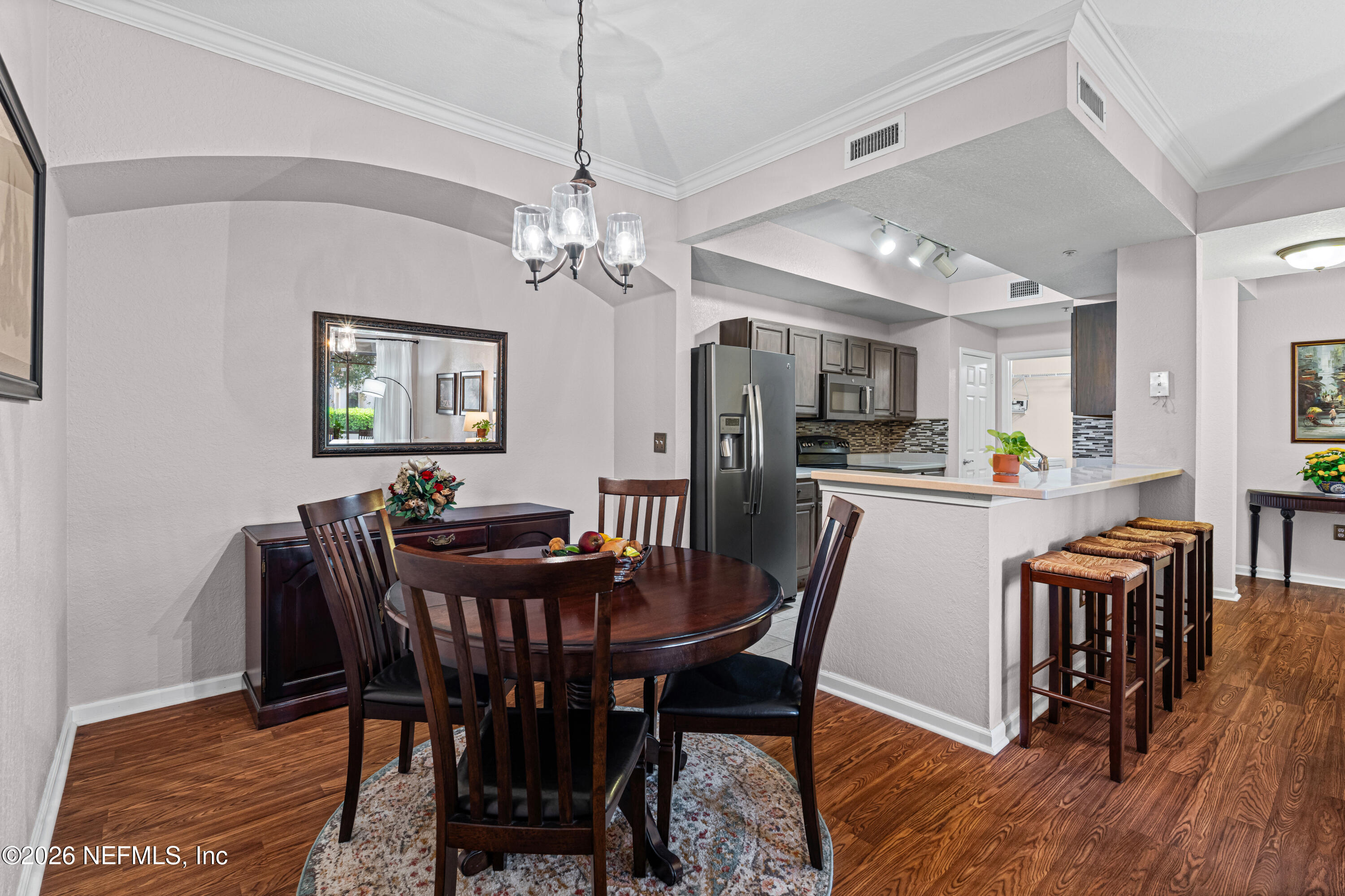10075 GATE Parkway N 908