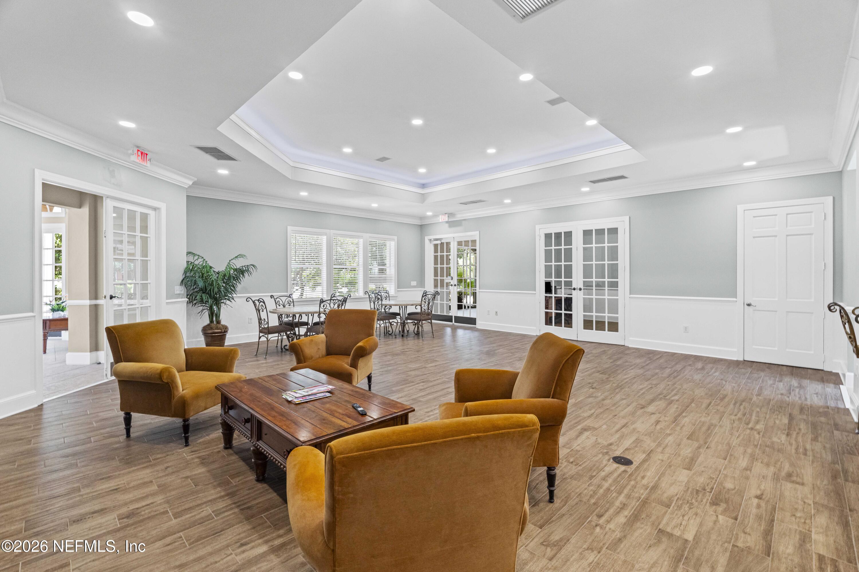 10075 GATE Parkway N 908