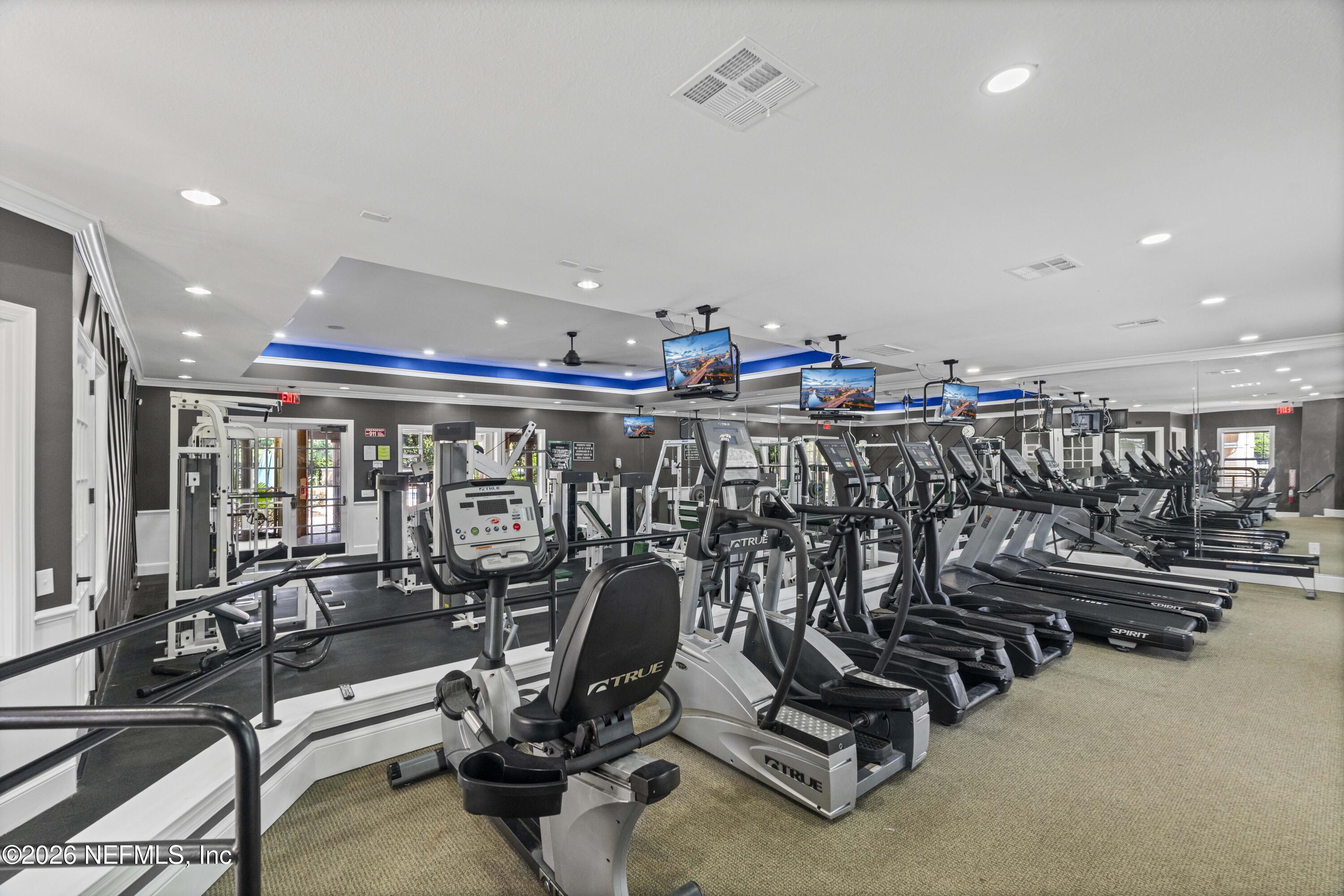 10075 GATE Parkway N 908