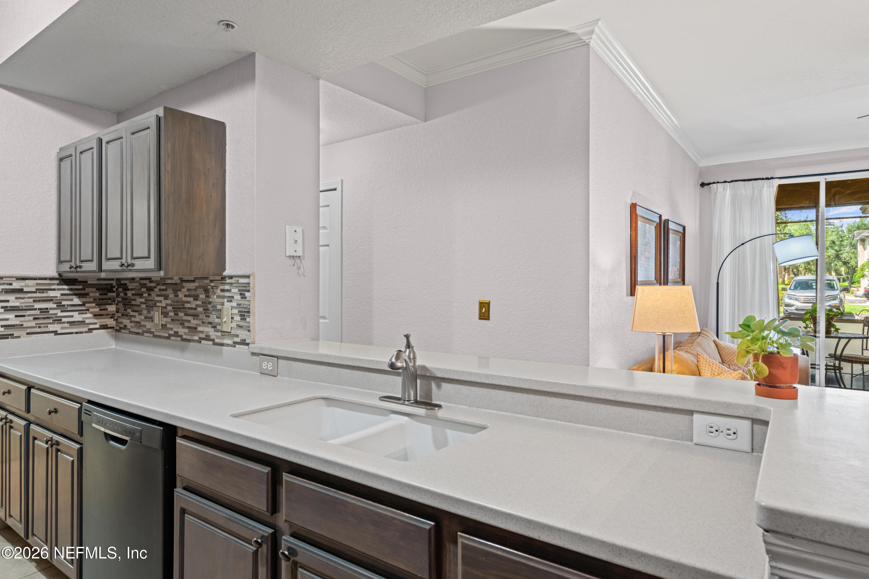 10075 GATE Parkway N 908