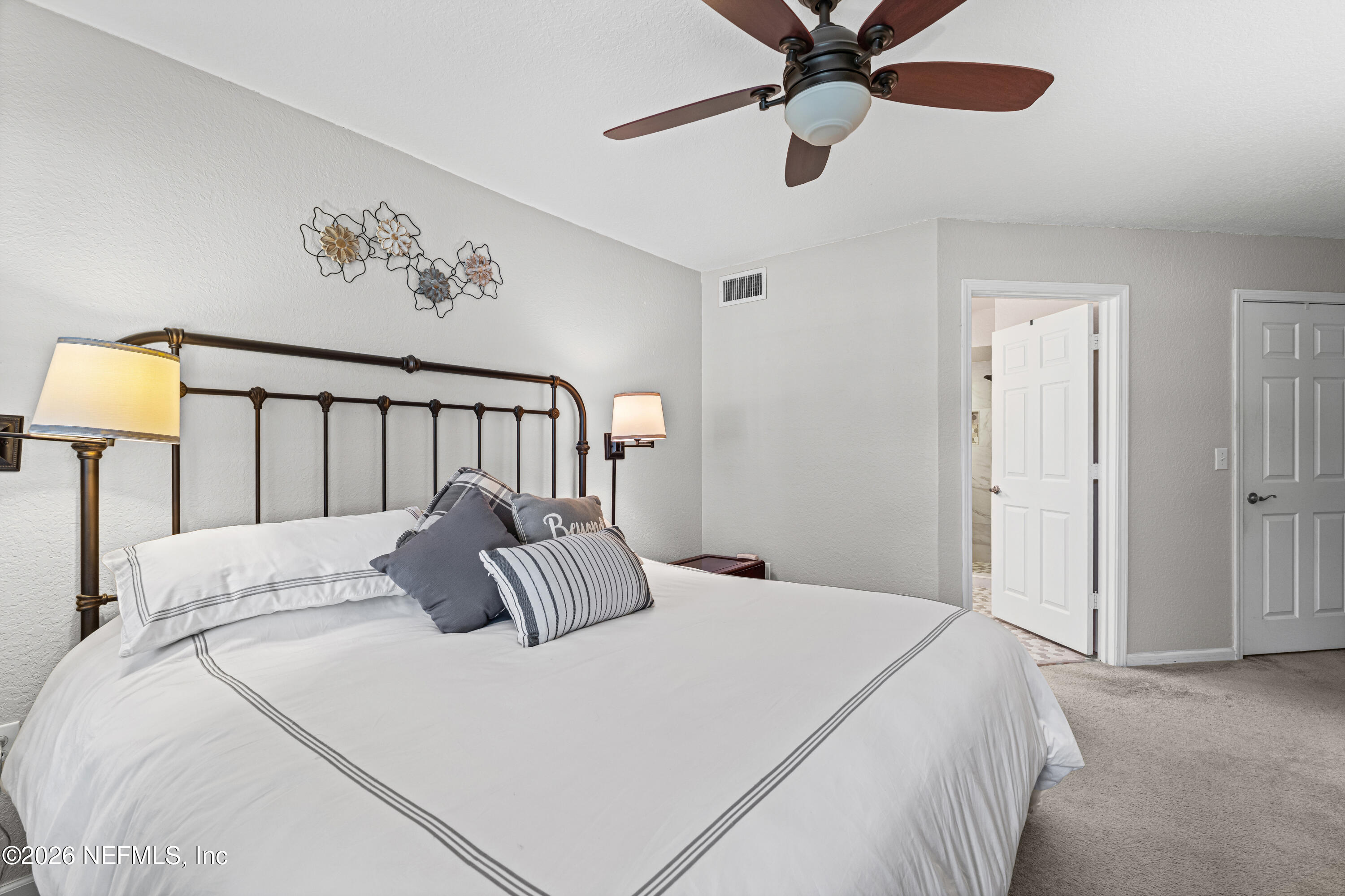 10075 GATE Parkway N 908