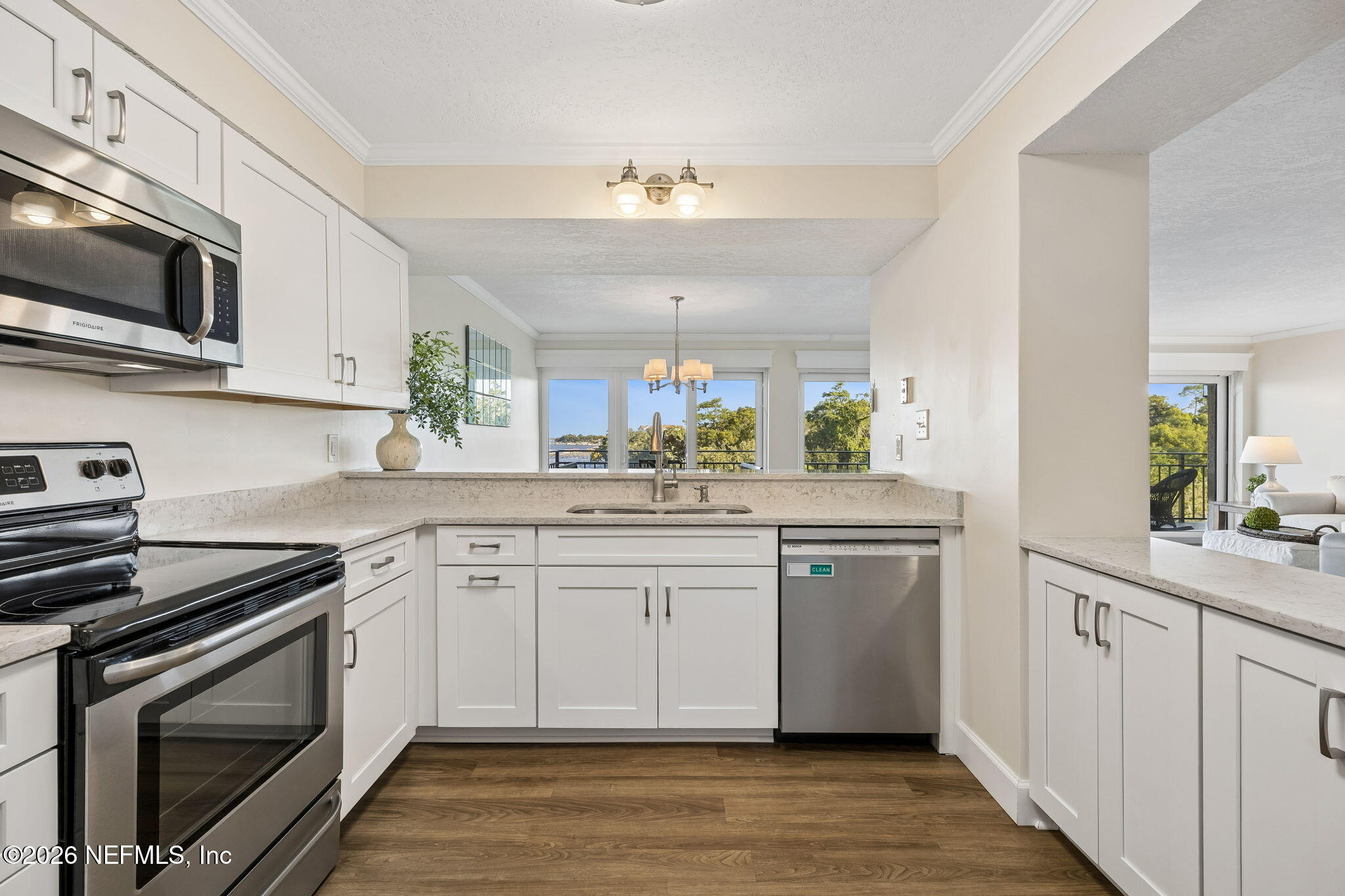 6000 SAN JOSE Boulevard 6-B