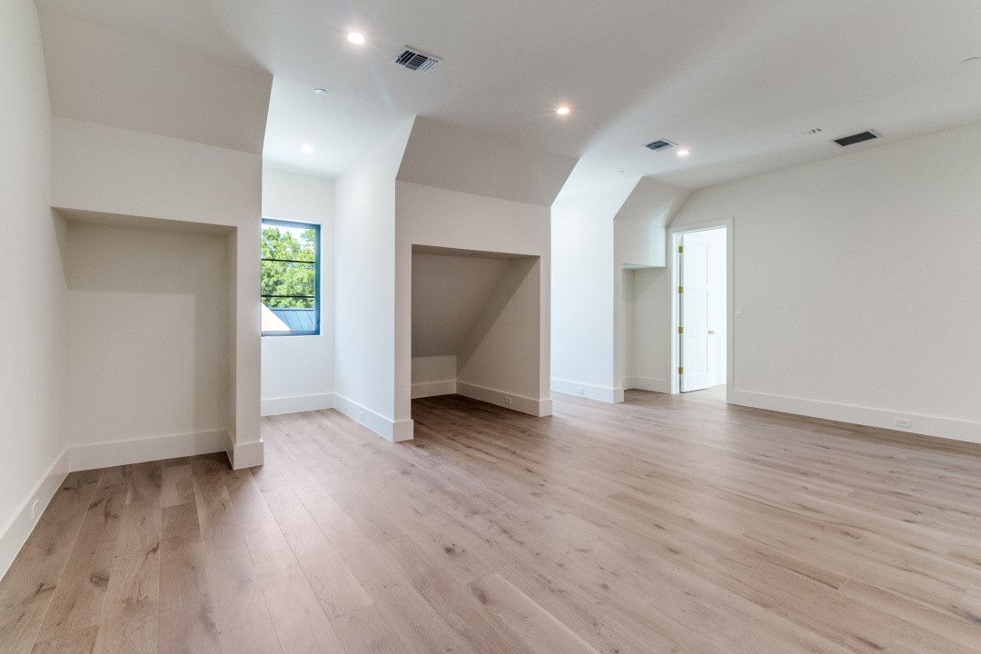 5810 Northmoor Drive