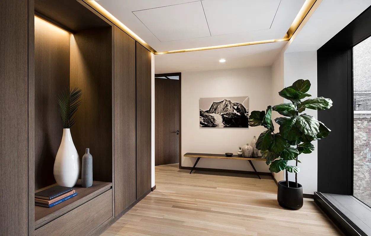 551 W 21ST Street 3A