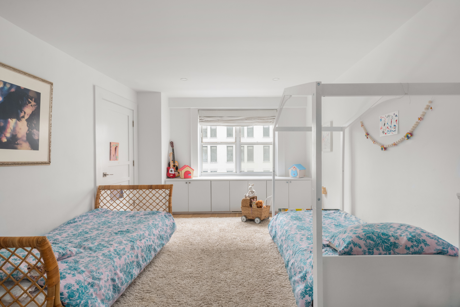 69 5TH Avenue 9GH