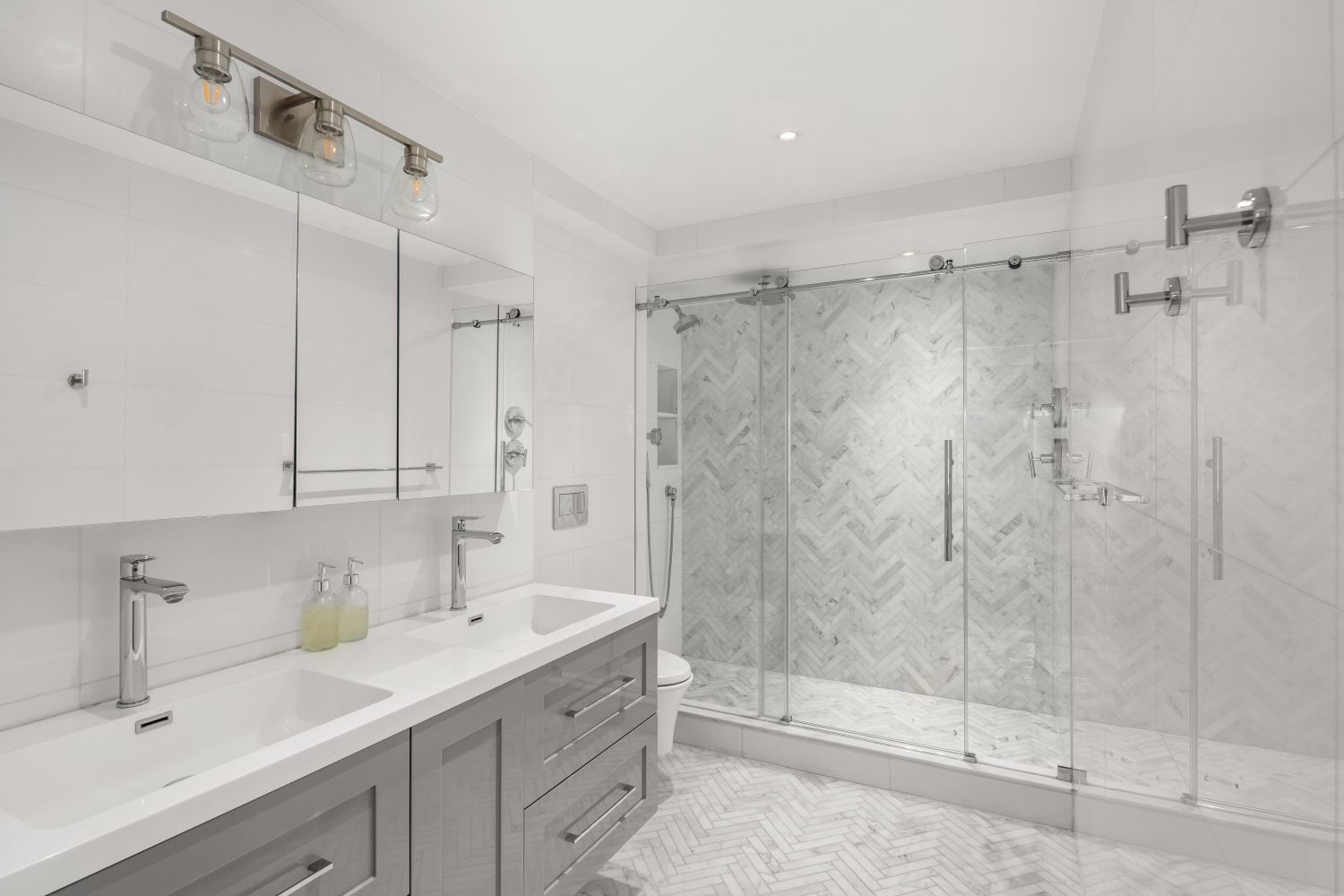 69 5TH Avenue 9GH