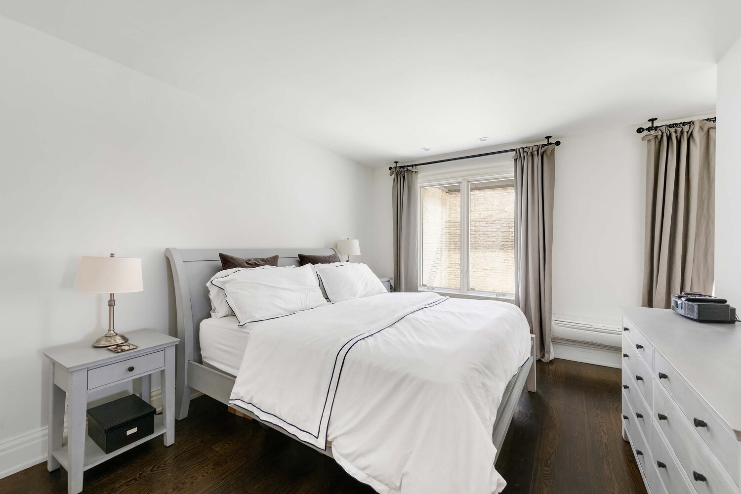 104 CHARLTON Street 1/2E