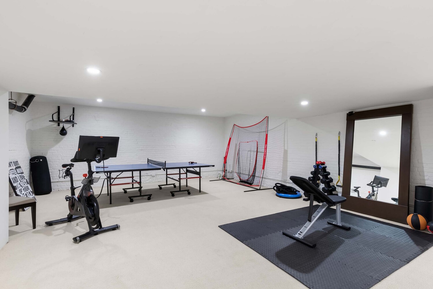 104 CHARLTON Street 1/2E