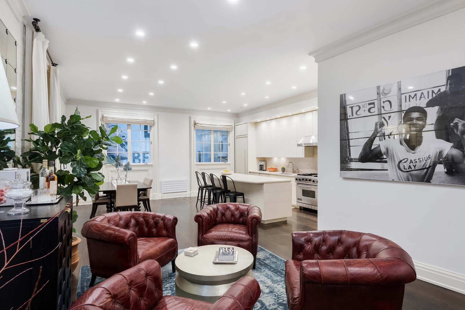 104 CHARLTON Street 1/2E