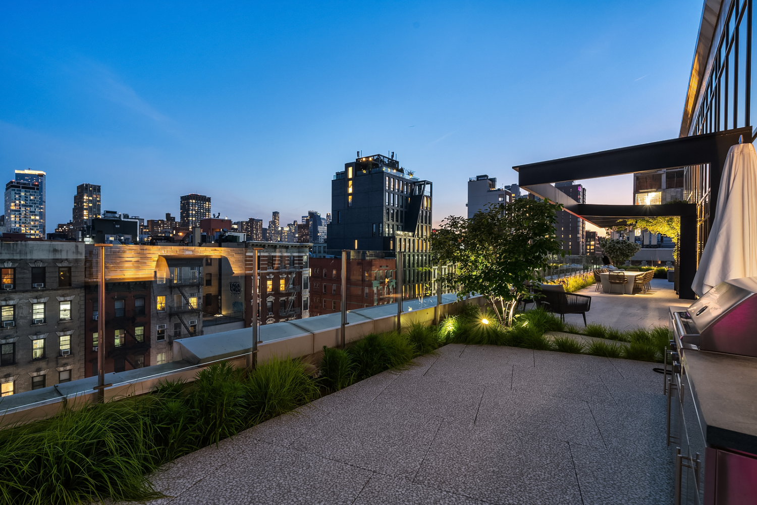 310 E HOUSTON Street PH1