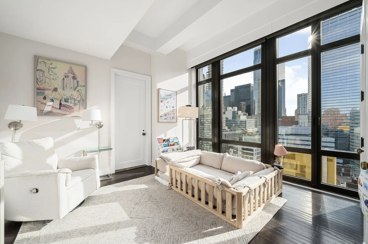 143 READE Street PH1