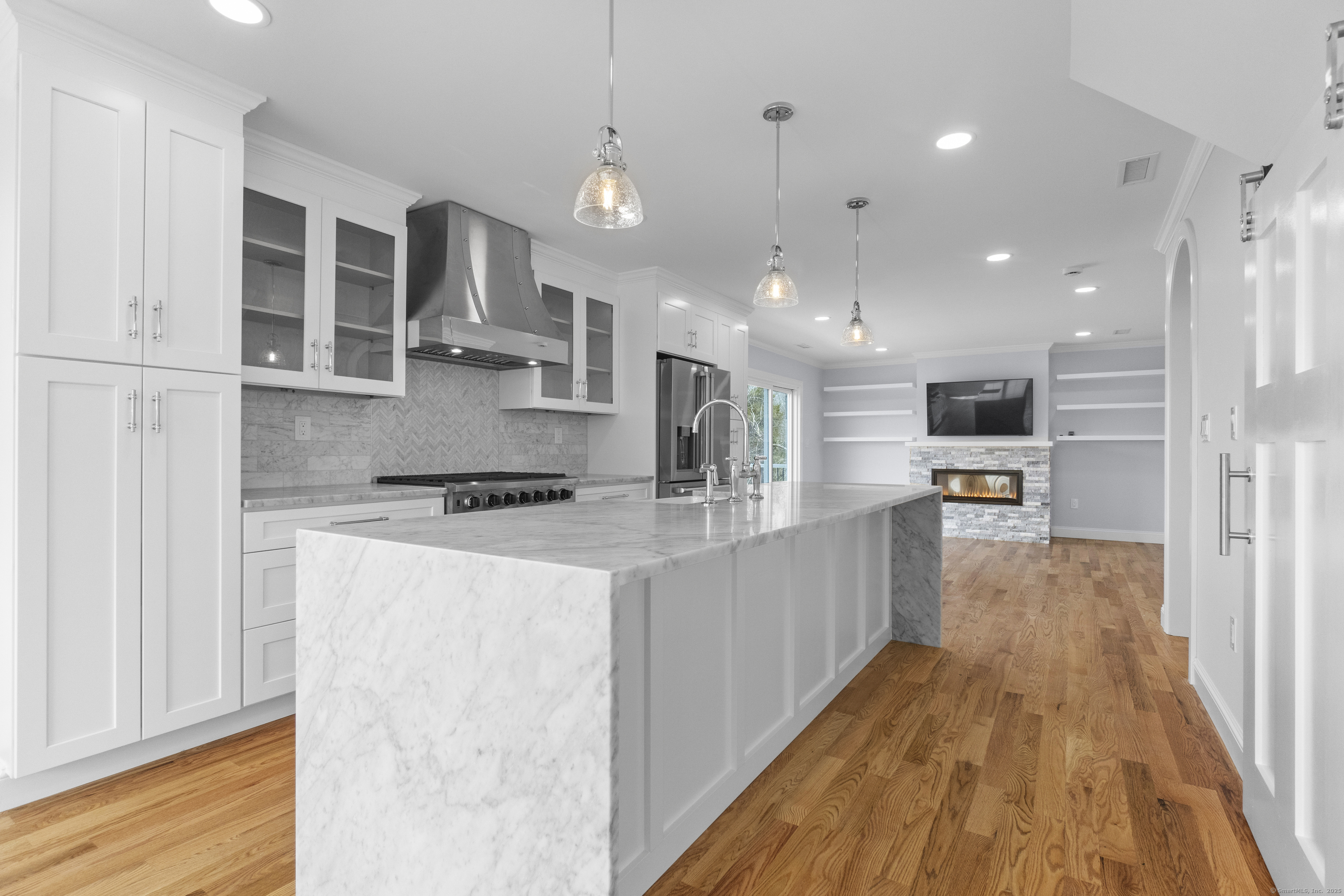 26 Meadowood Lane