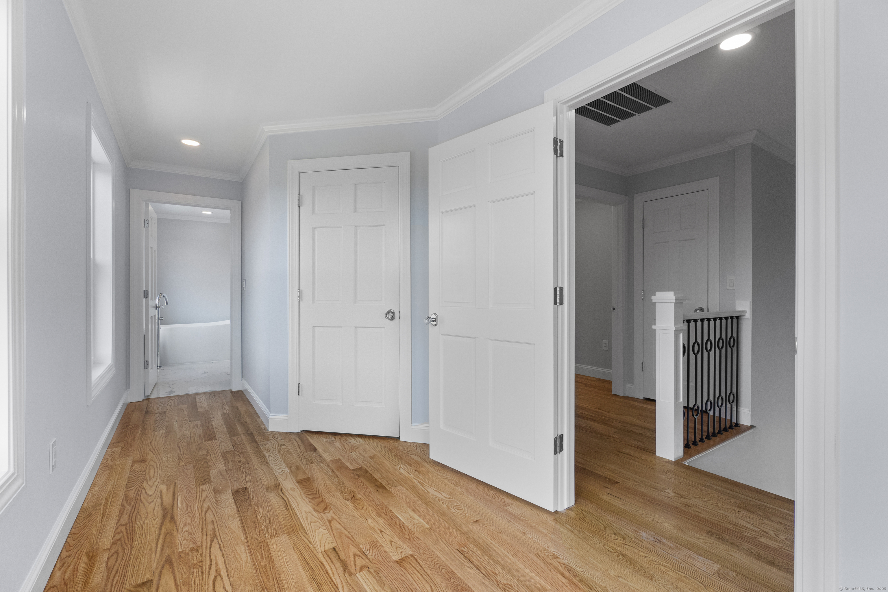 26 Meadowood Lane